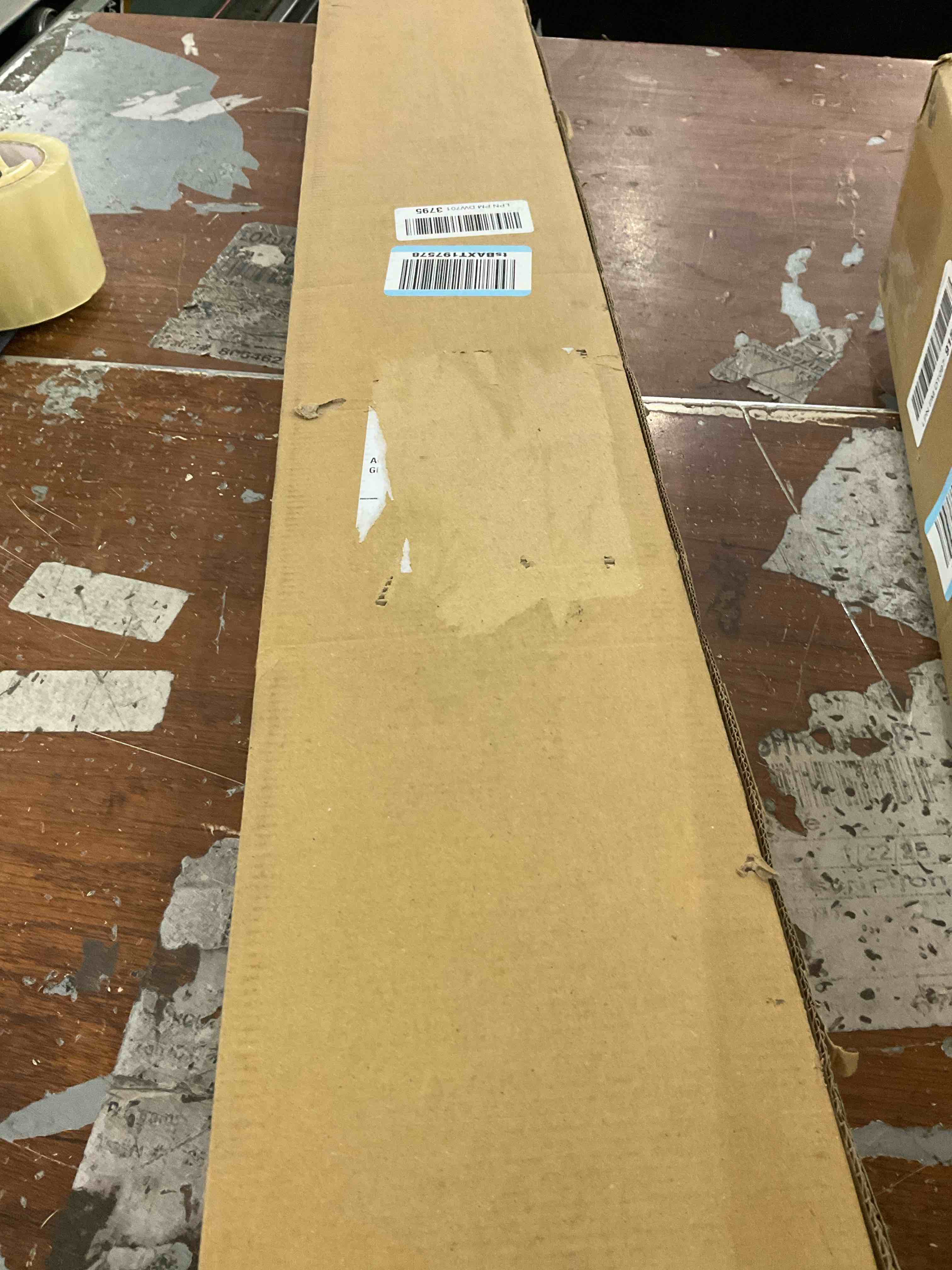https://s3.amazonaws.com/lotting-images-prod/bidfta/GRA2314570_1748522596519.jpeg