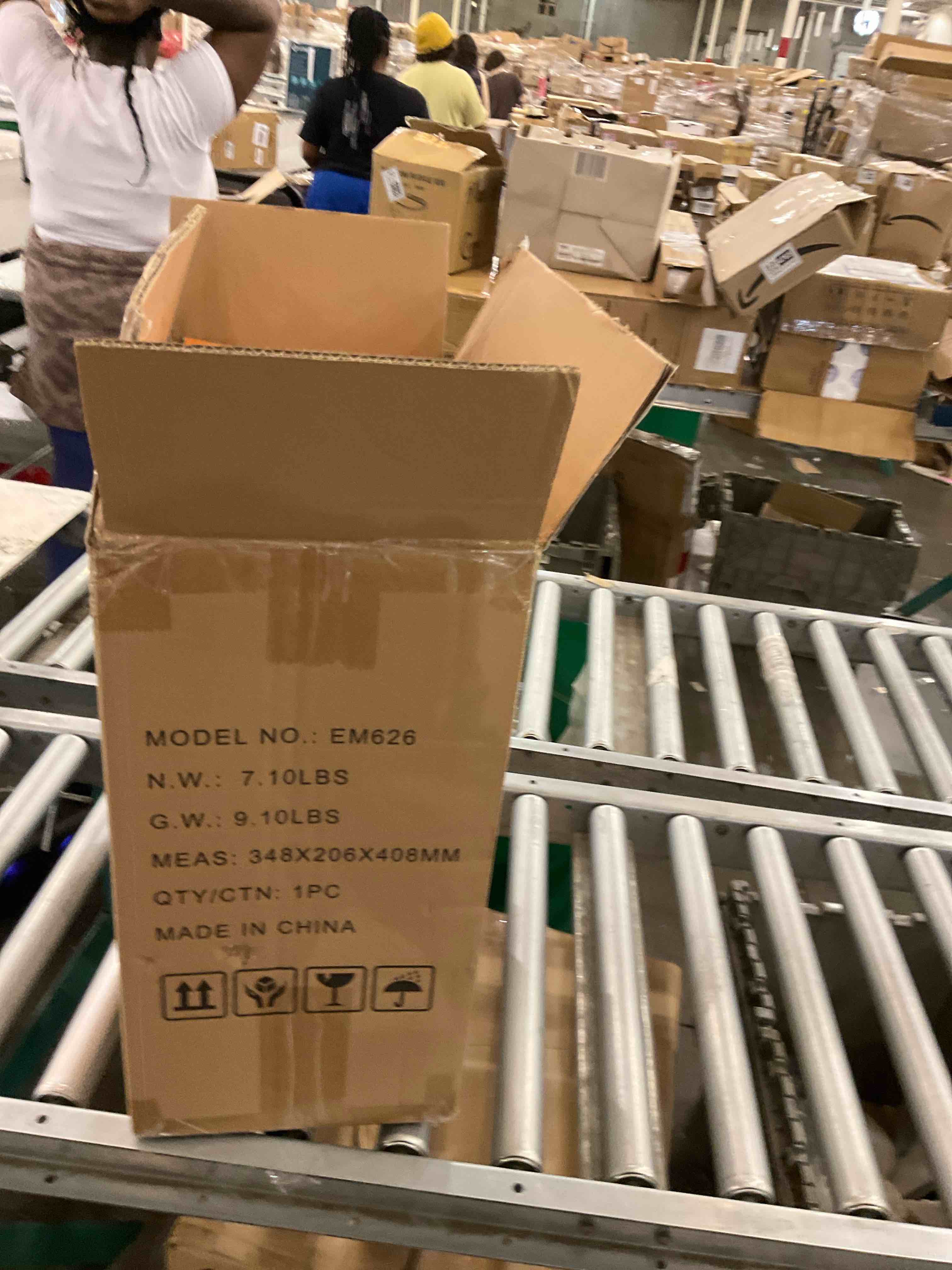 https://s3.amazonaws.com/lotting-images-prod/bidfta/GRA2314665_1748543003299.jpeg