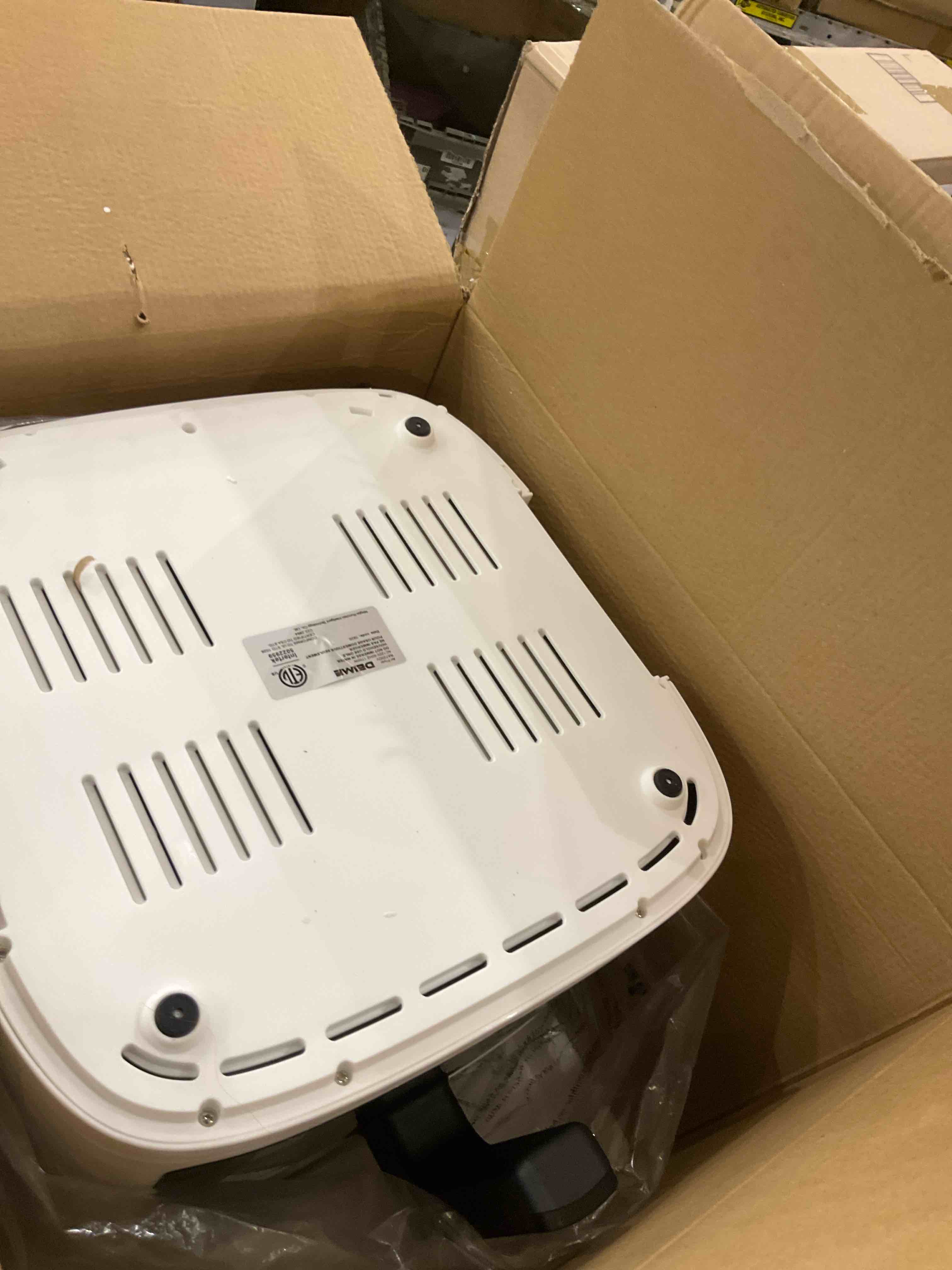 https://s3.amazonaws.com/lotting-images-prod/bidfta/GRA2314675_1748532764729.jpeg