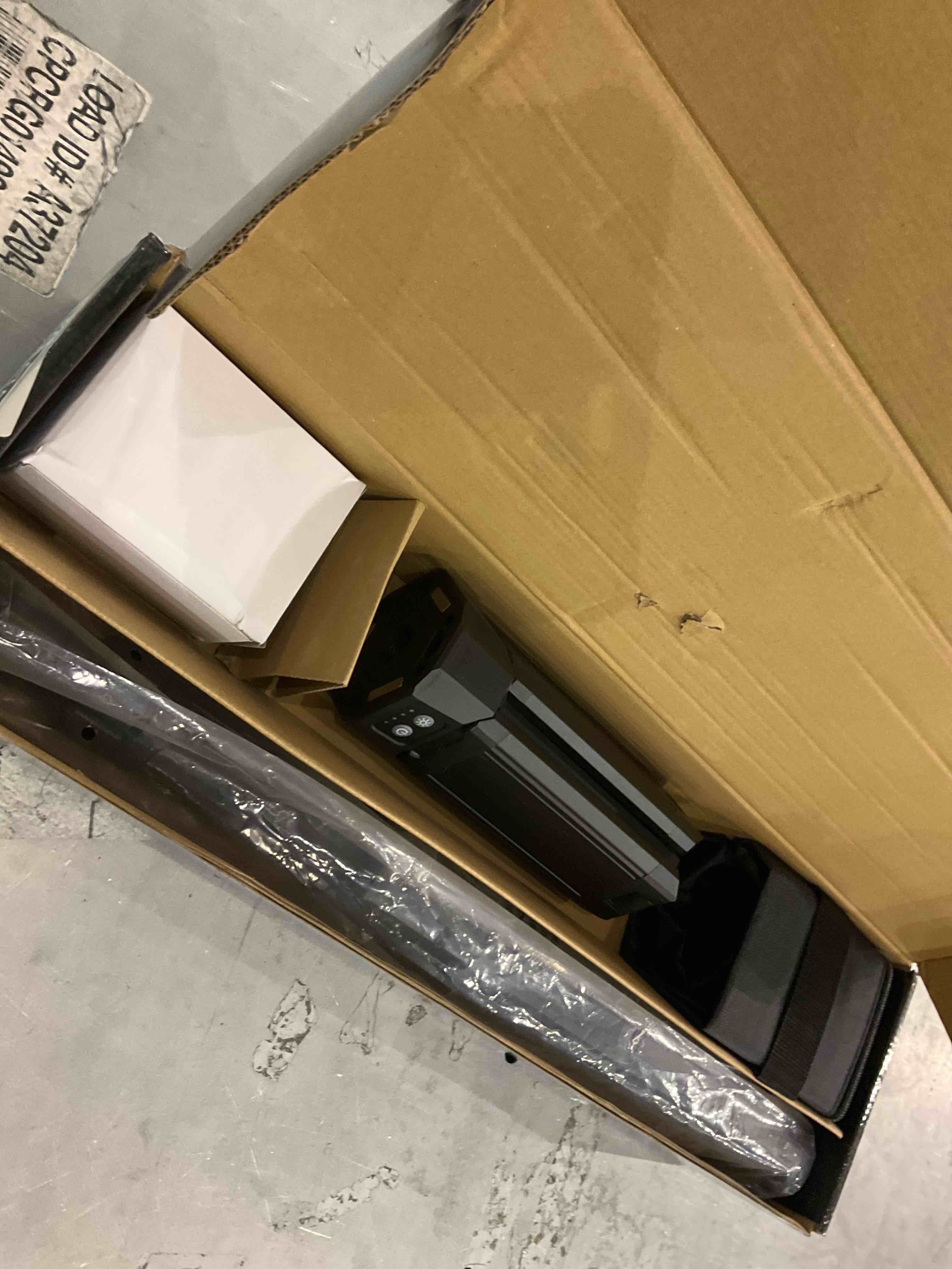 https://s3.amazonaws.com/lotting-images-prod/bidfta/GRA2314740_1748864400570.jpeg