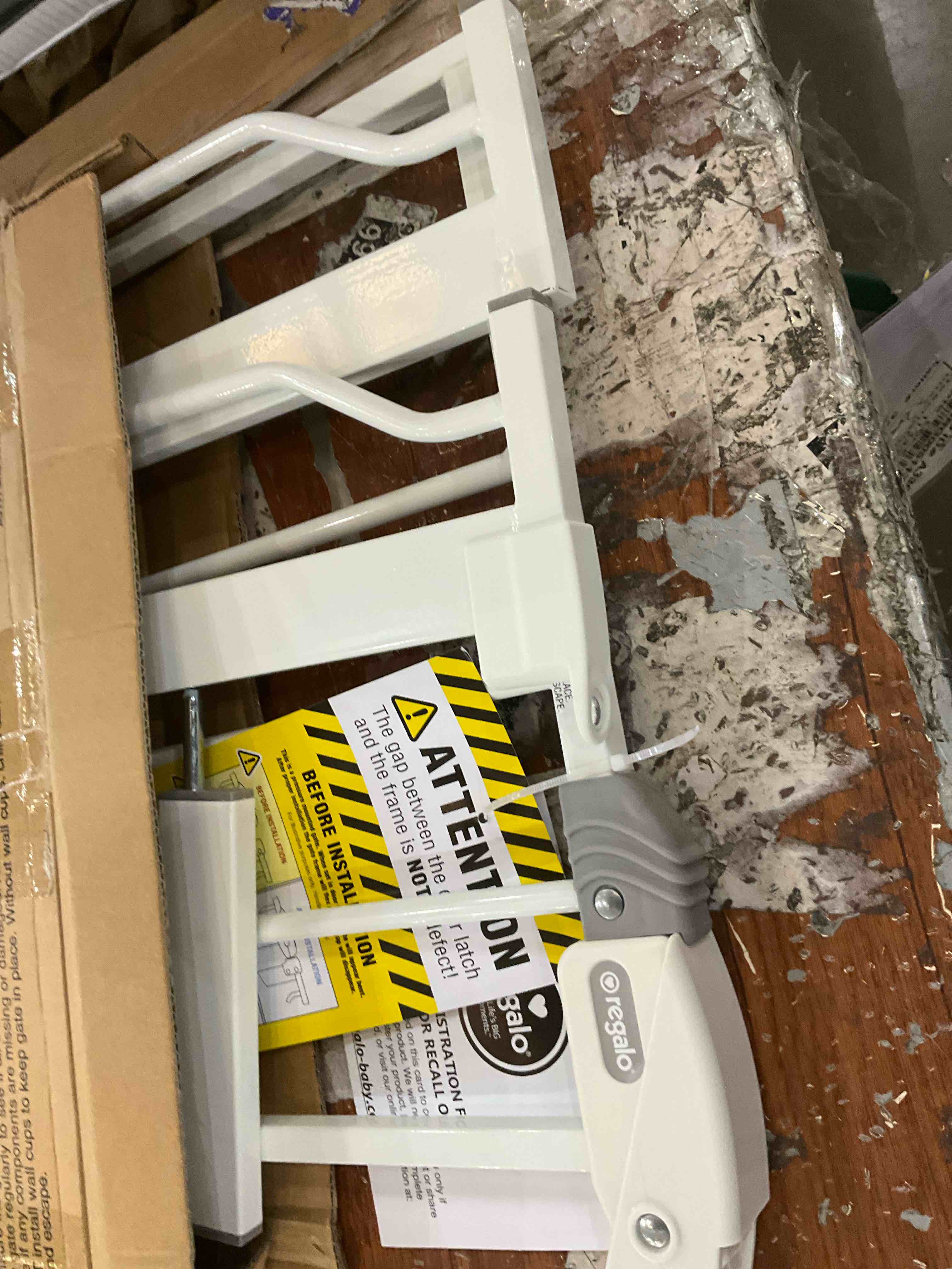 https://s3.amazonaws.com/lotting-images-prod/bidfta/GRA2314818_1748526966399.jpeg