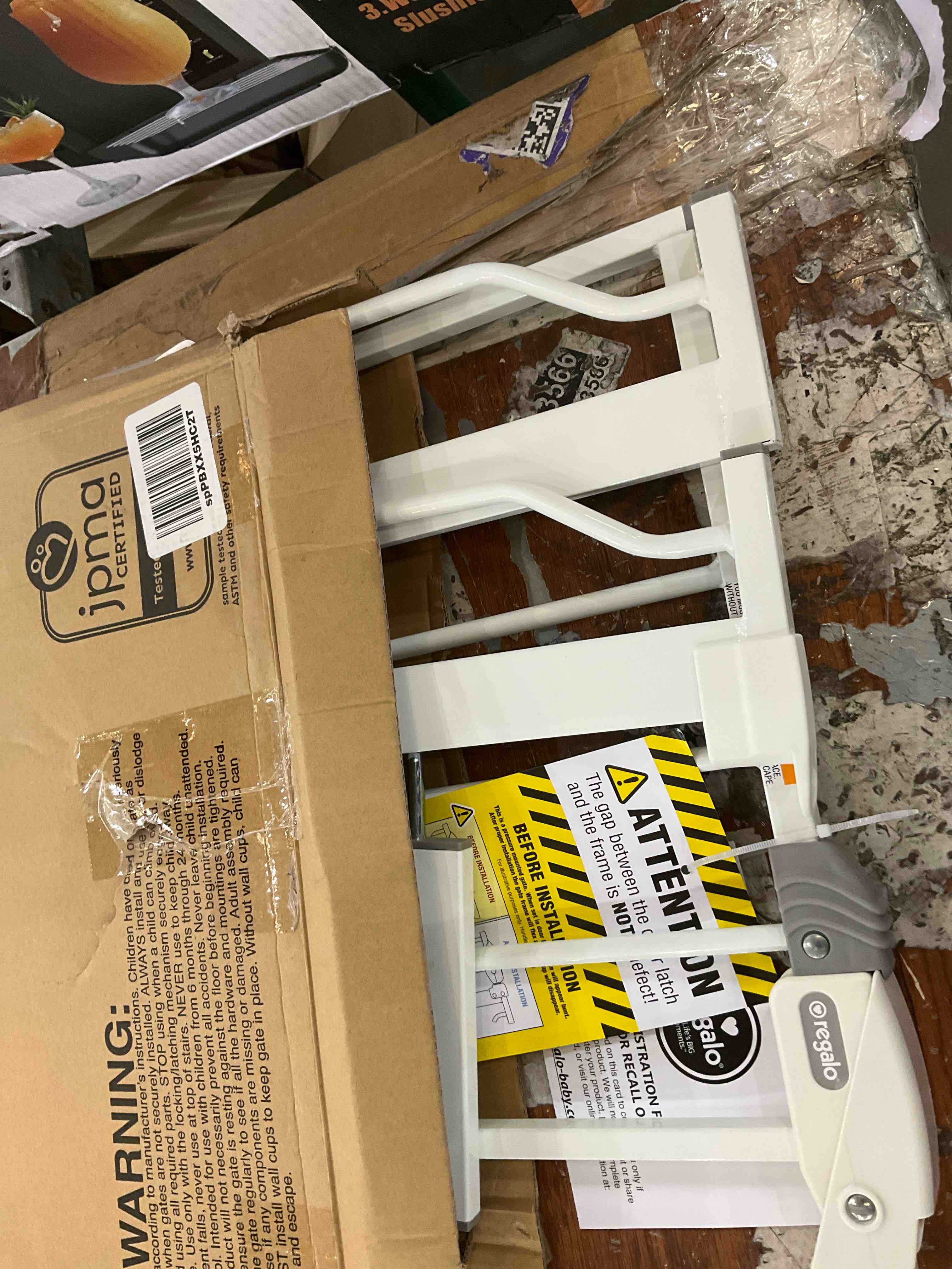 https://s3.amazonaws.com/lotting-images-prod/bidfta/GRA2314818_1748526967729.jpeg