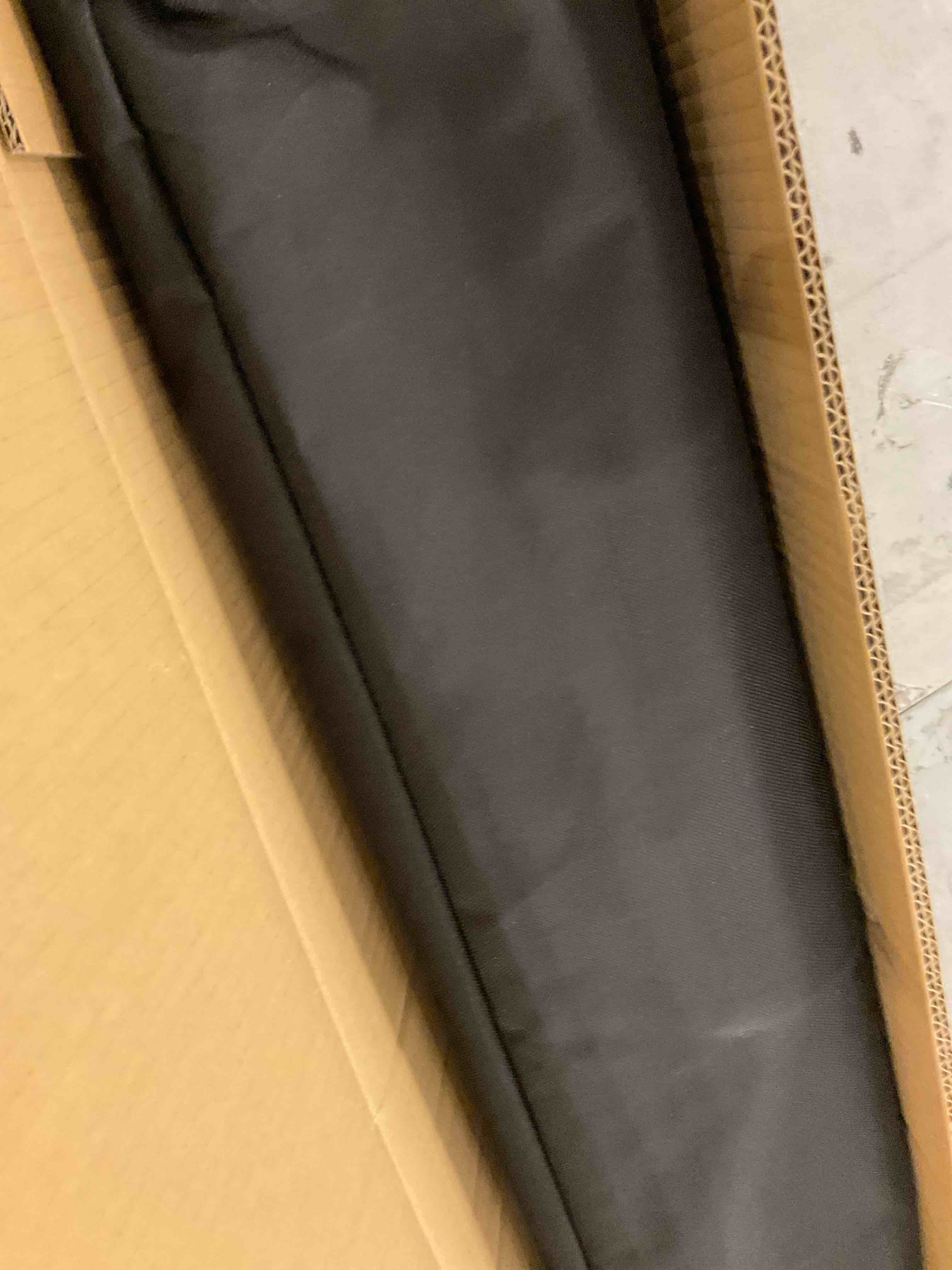 https://s3.amazonaws.com/lotting-images-prod/bidfta/GRA2314873_1748526549795.jpeg