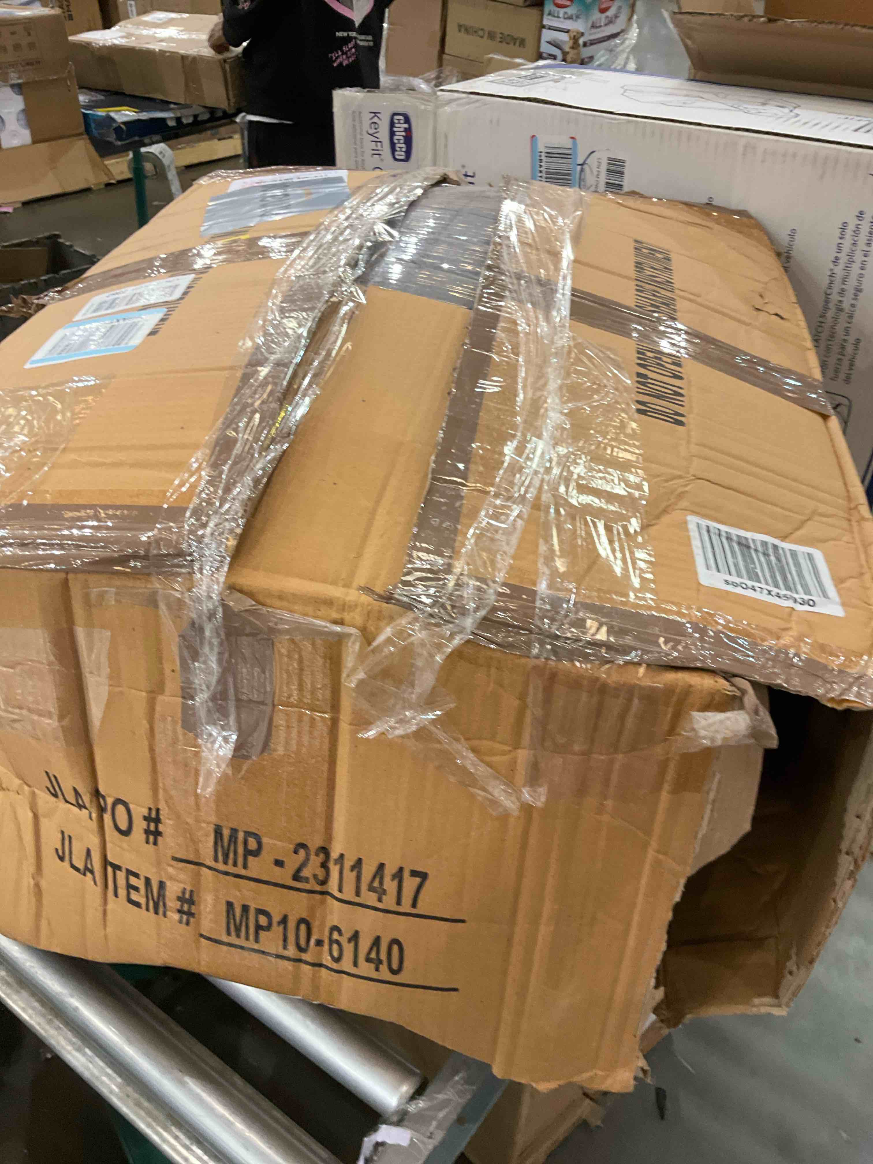 https://s3.amazonaws.com/lotting-images-prod/bidfta/GRA2315157_1748542852785.jpeg