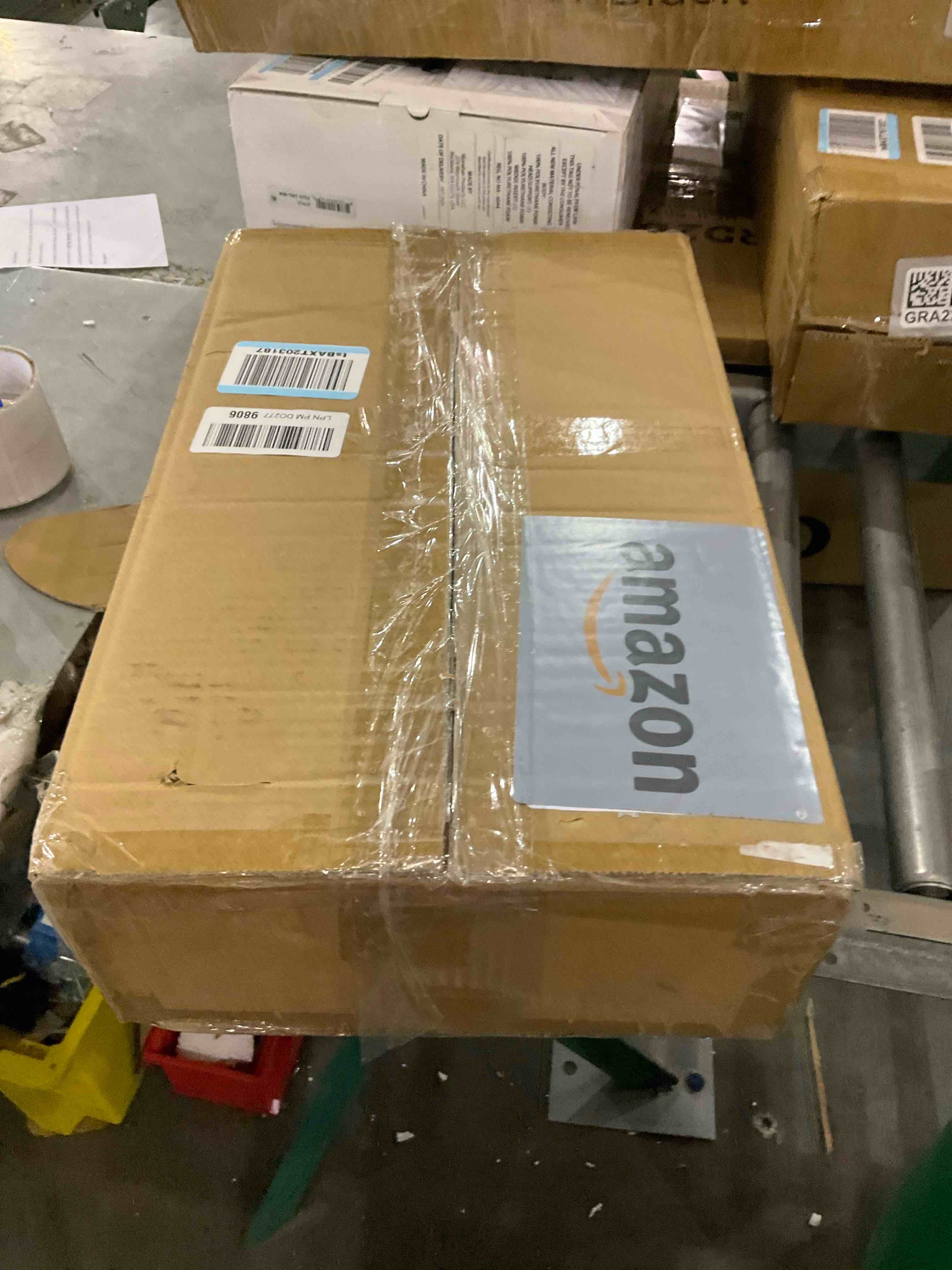 https://s3.amazonaws.com/lotting-images-prod/bidfta/GRA2315214_1748863689495.jpeg
