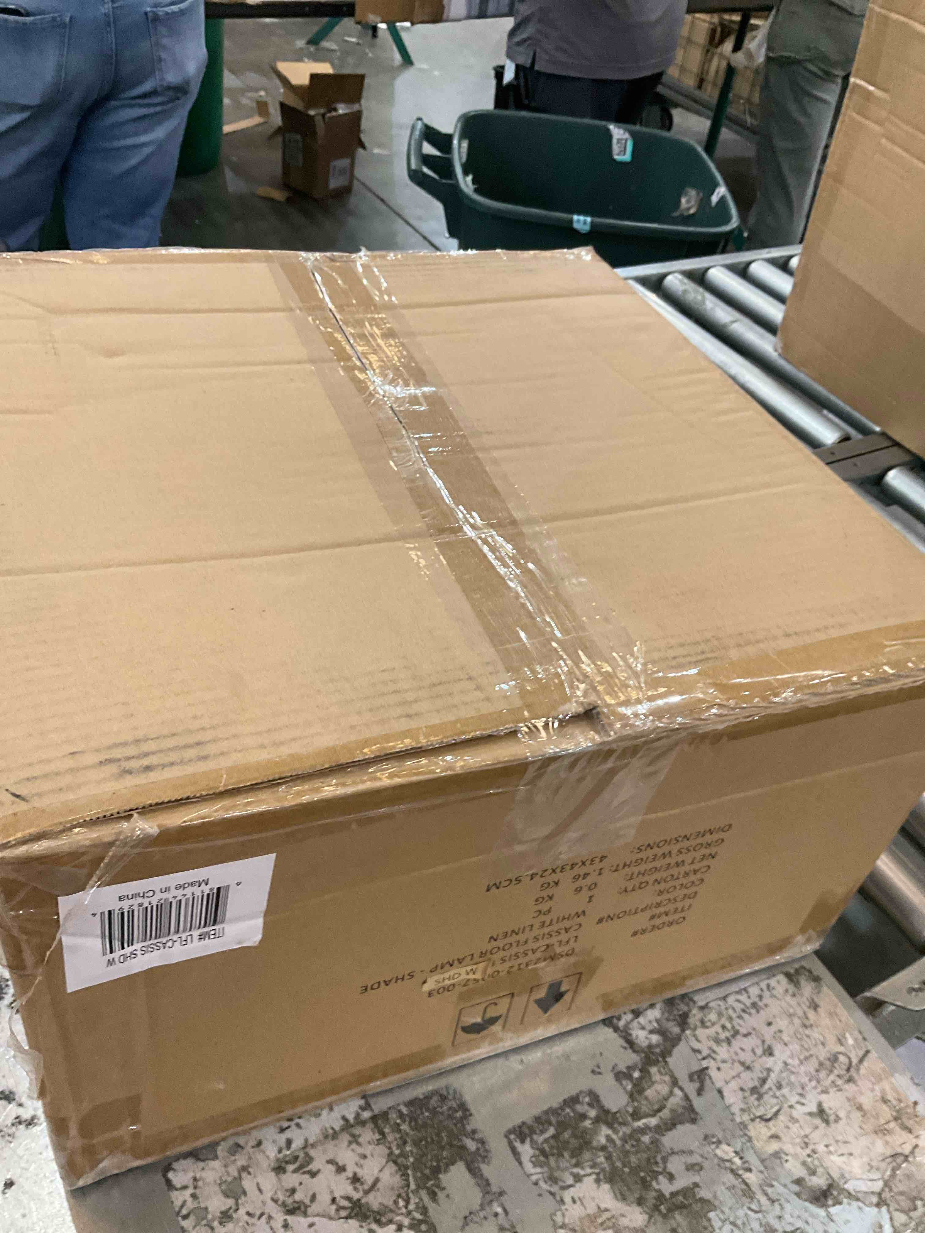 https://s3.amazonaws.com/lotting-images-prod/bidfta/GRA2315775_1748883963515.jpeg