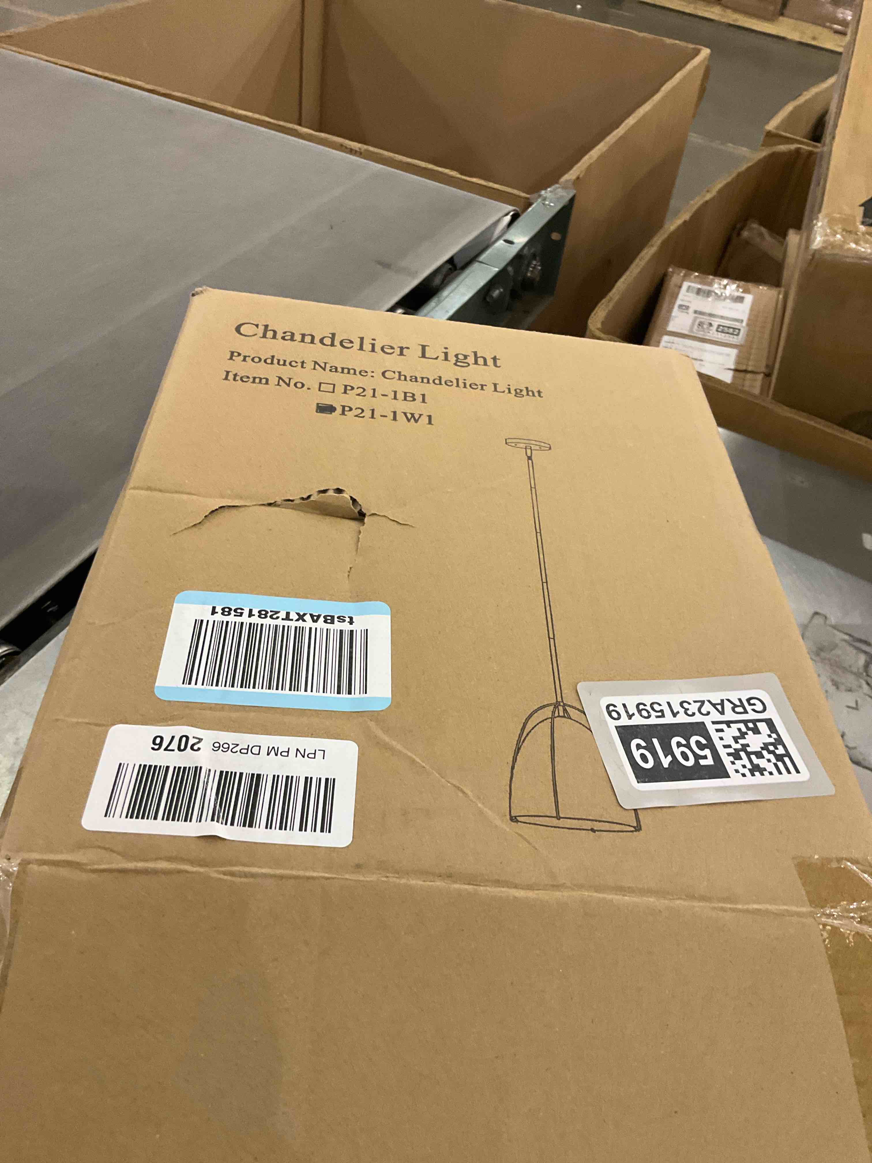 https://s3.amazonaws.com/lotting-images-prod/bidfta/GRA2315919_1748954431630.jpeg
