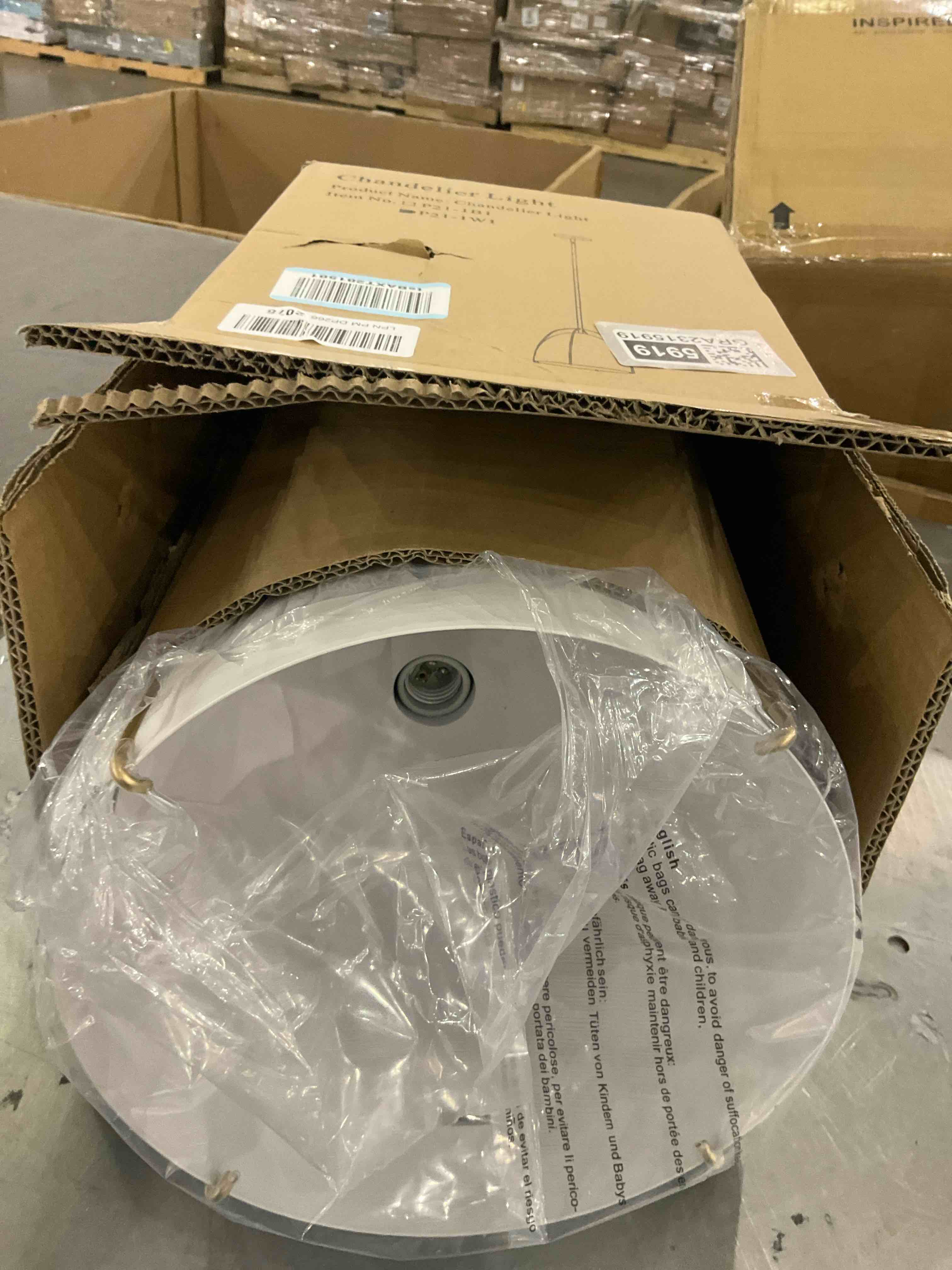 https://s3.amazonaws.com/lotting-images-prod/bidfta/GRA2315919_1748954443220.jpeg