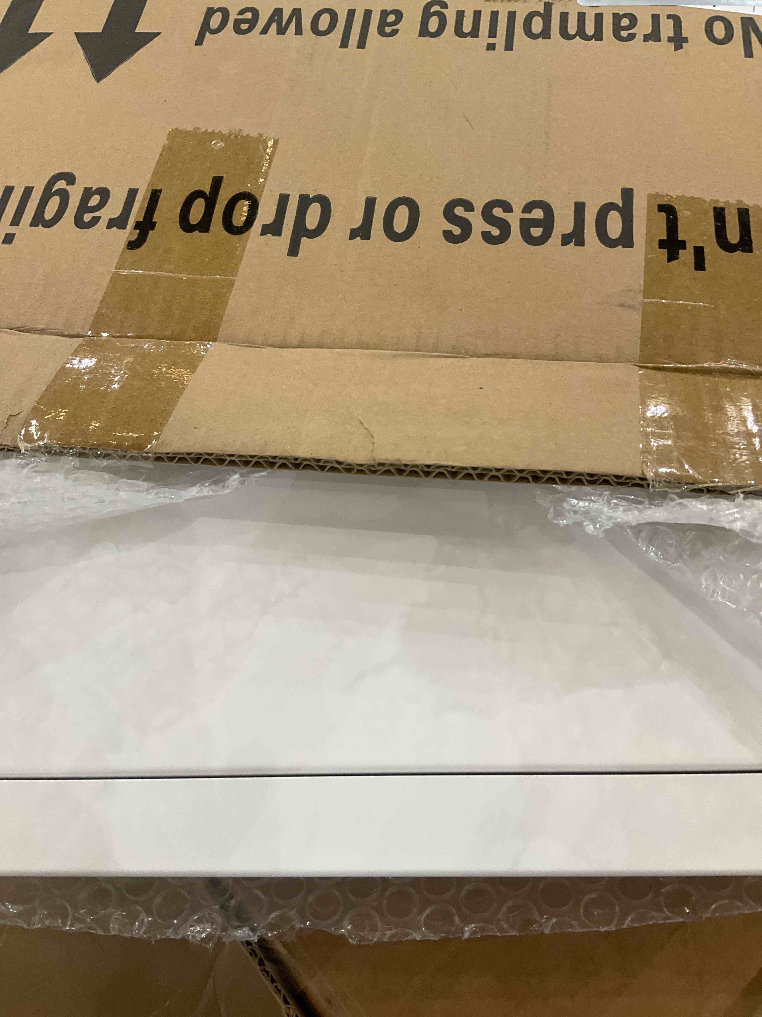 https://s3.amazonaws.com/lotting-images-prod/bidfta/GRA2317058_1747923160173.jpeg