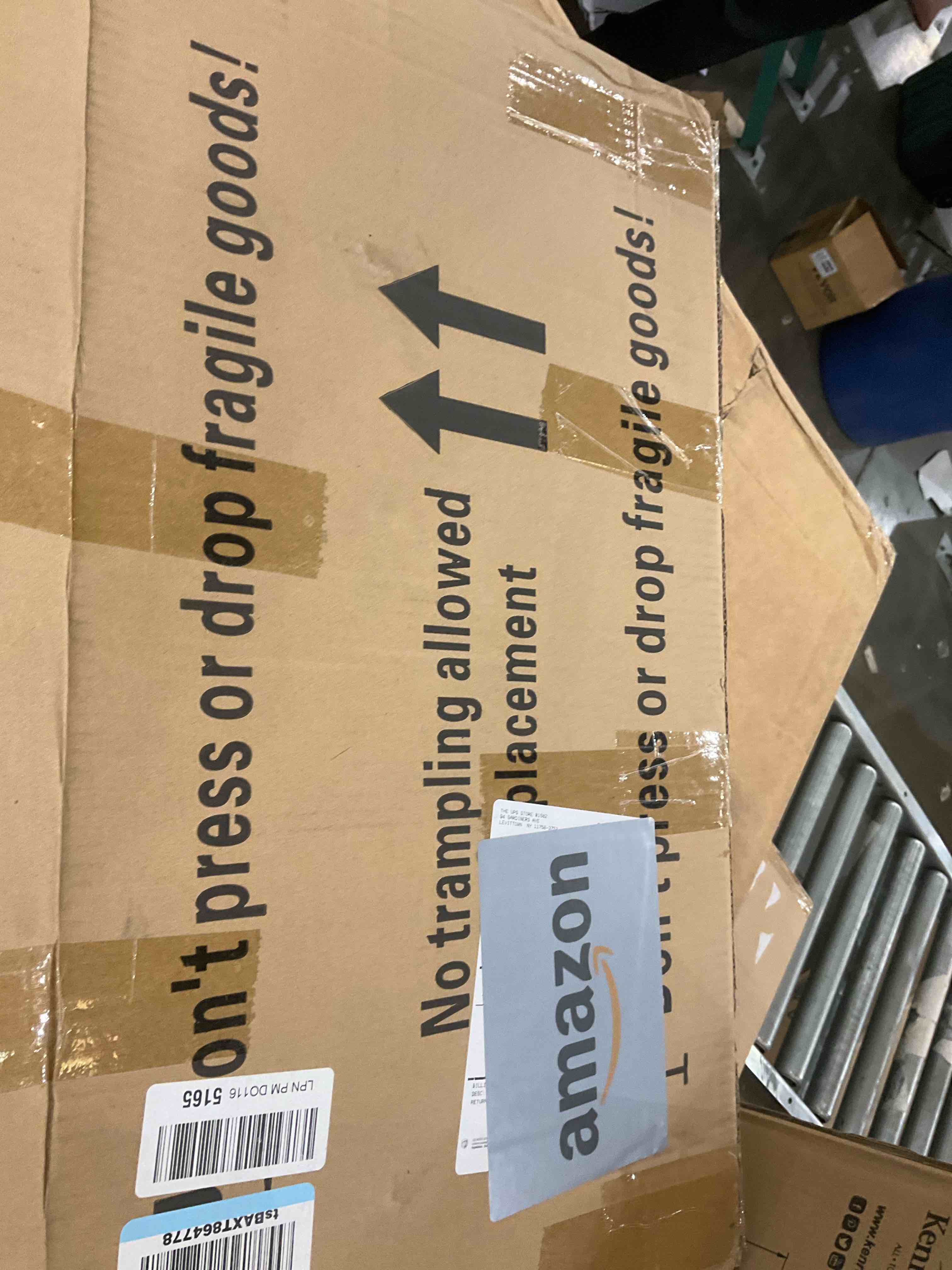 https://s3.amazonaws.com/lotting-images-prod/bidfta/GRA2317058_1747923167437.jpeg