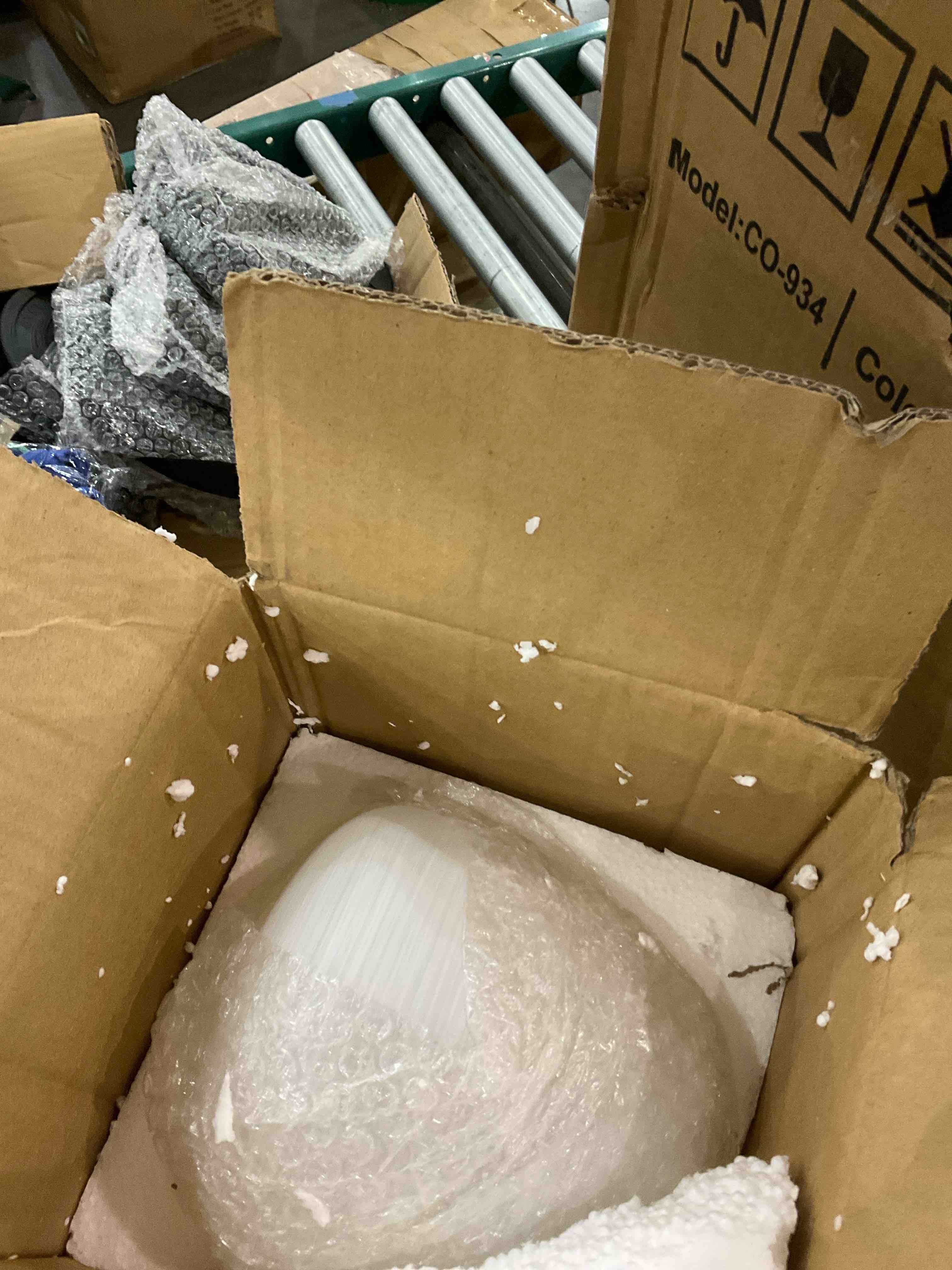 https://s3.amazonaws.com/lotting-images-prod/bidfta/GRA2317963_1749036194850.jpeg