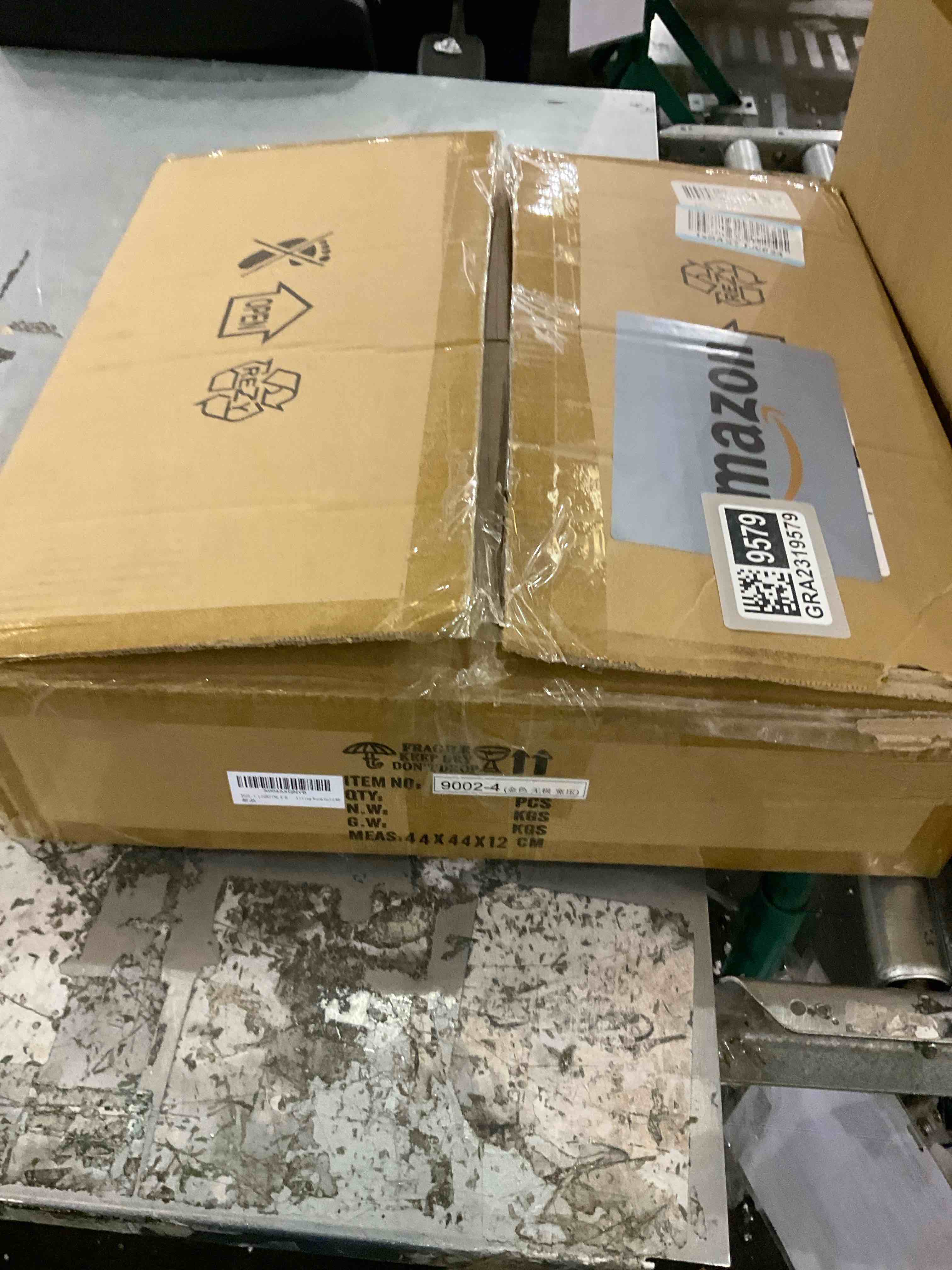 https://s3.amazonaws.com/lotting-images-prod/bidfta/GRA2319579_1748537959007.jpeg