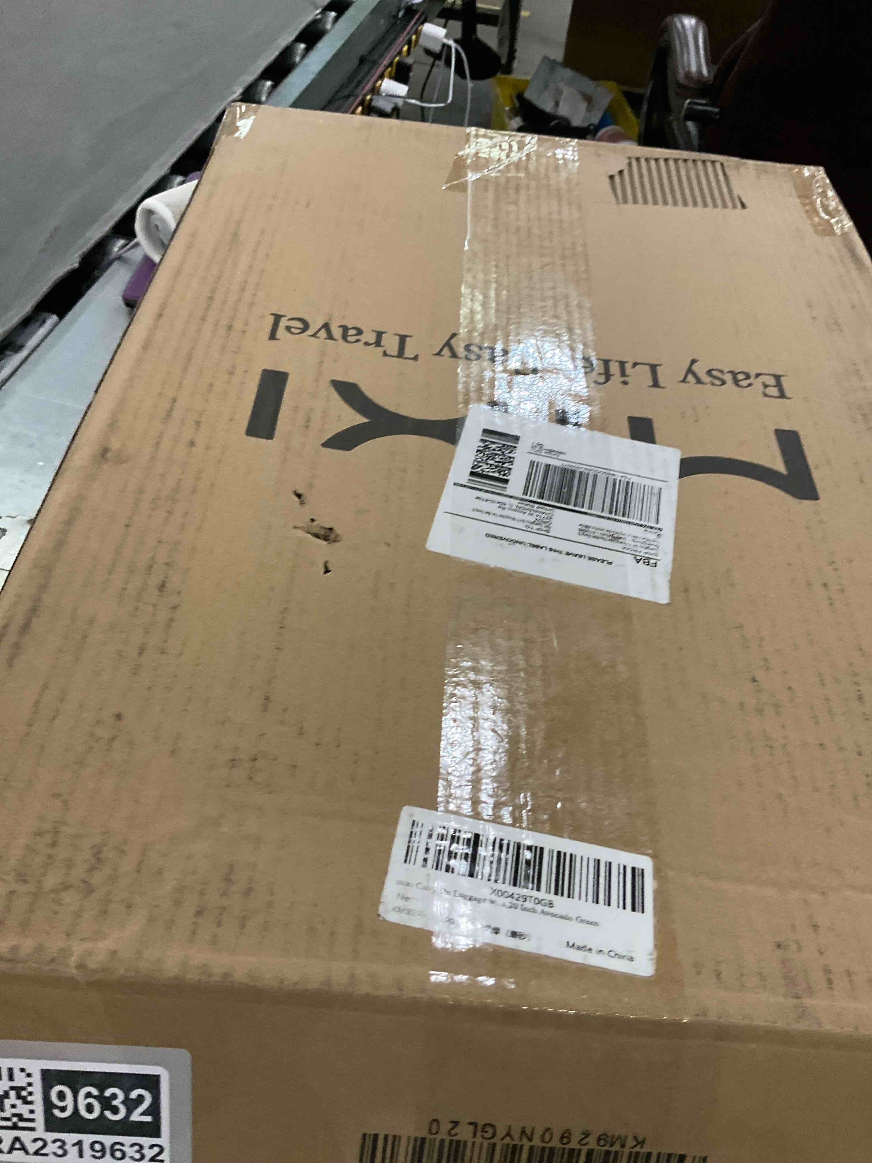 https://s3.amazonaws.com/lotting-images-prod/bidfta/GRA2319632_1748540566854.jpeg