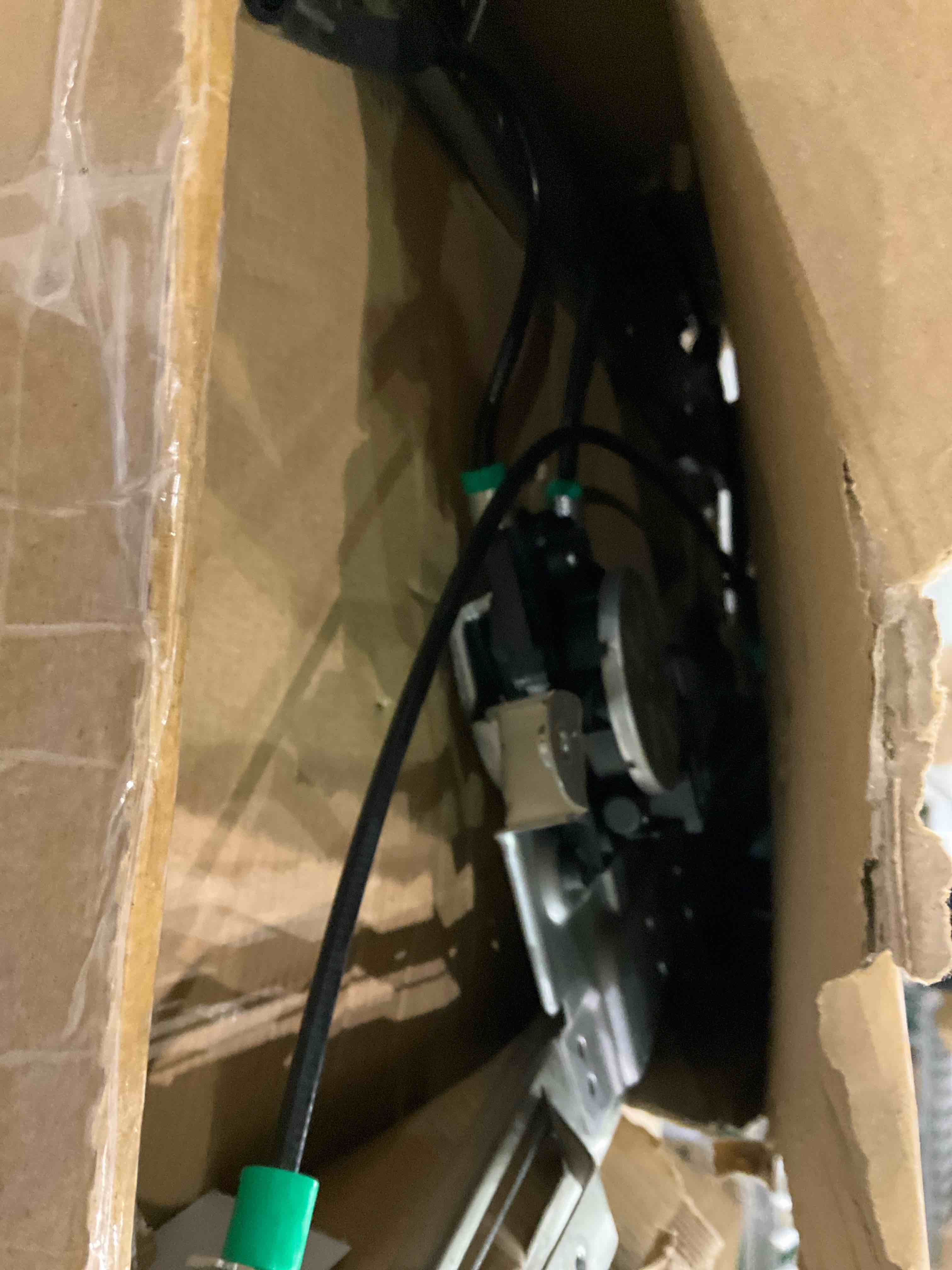 https://s3.amazonaws.com/lotting-images-prod/bidfta/GRA2319783_1749035364474.jpeg