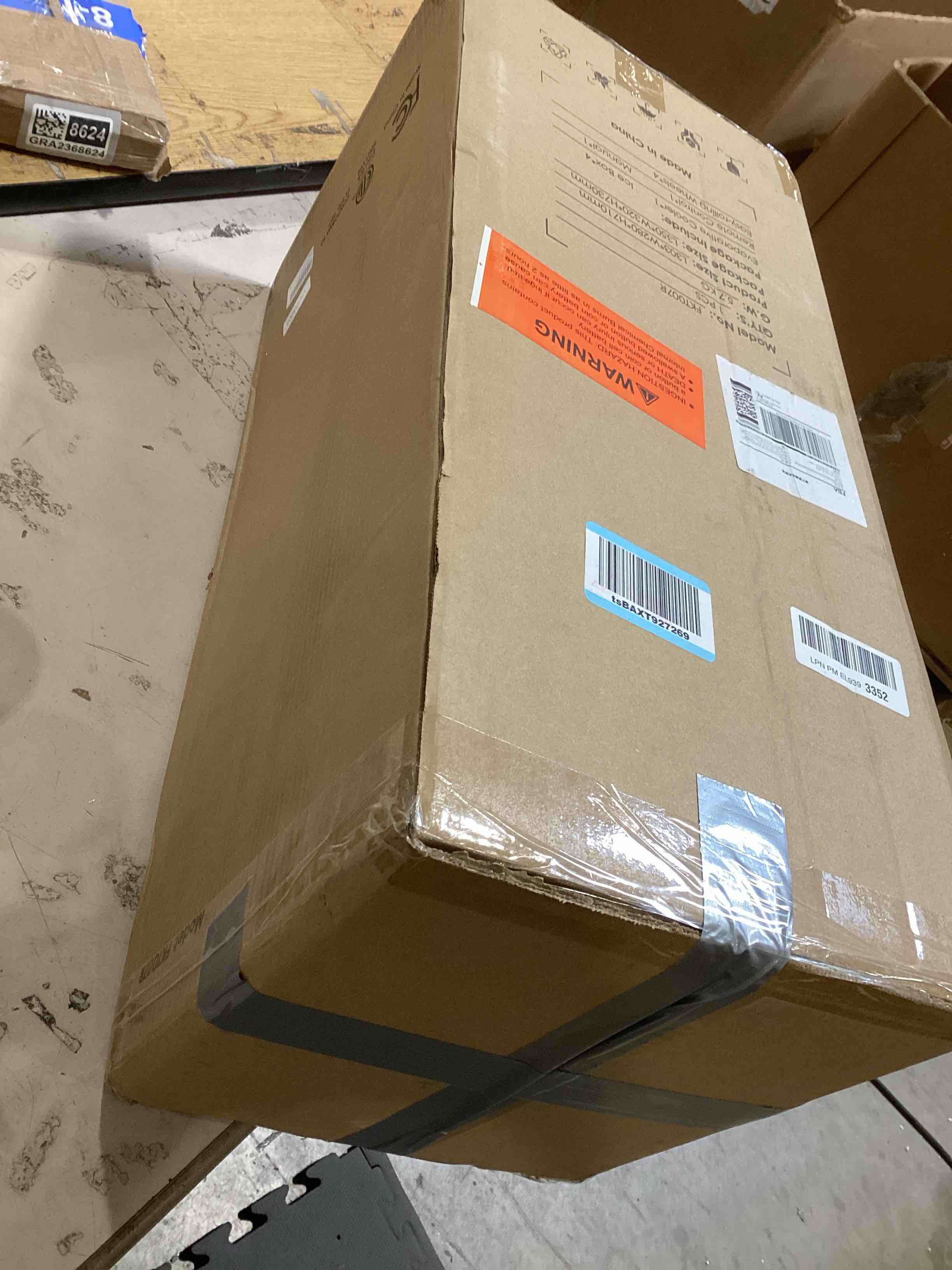 https://s3.amazonaws.com/lotting-images-prod/bidfta/GRA2368647_1756148481632.jpeg