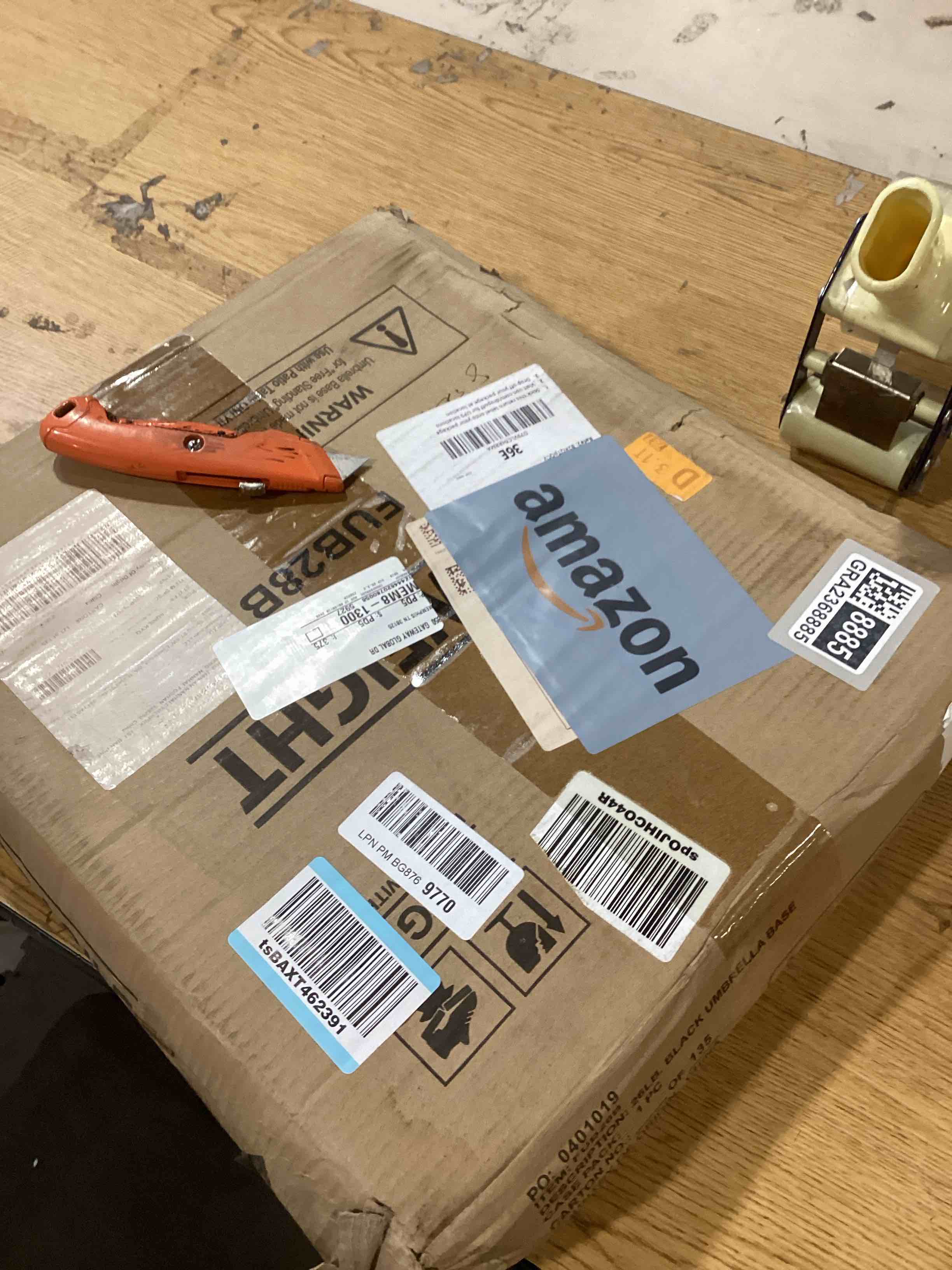 https://s3.amazonaws.com/lotting-images-prod/bidfta/GRA2368885_1756226098621.jpeg