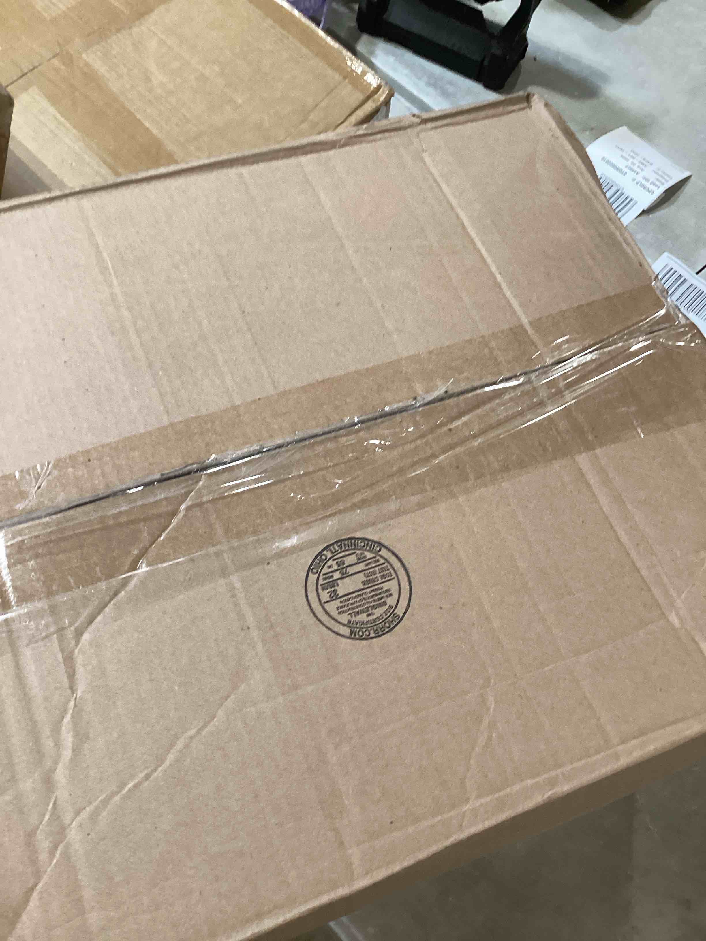 https://s3.amazonaws.com/lotting-images-prod/bidfta/GRA2372667_1756306850304.jpeg