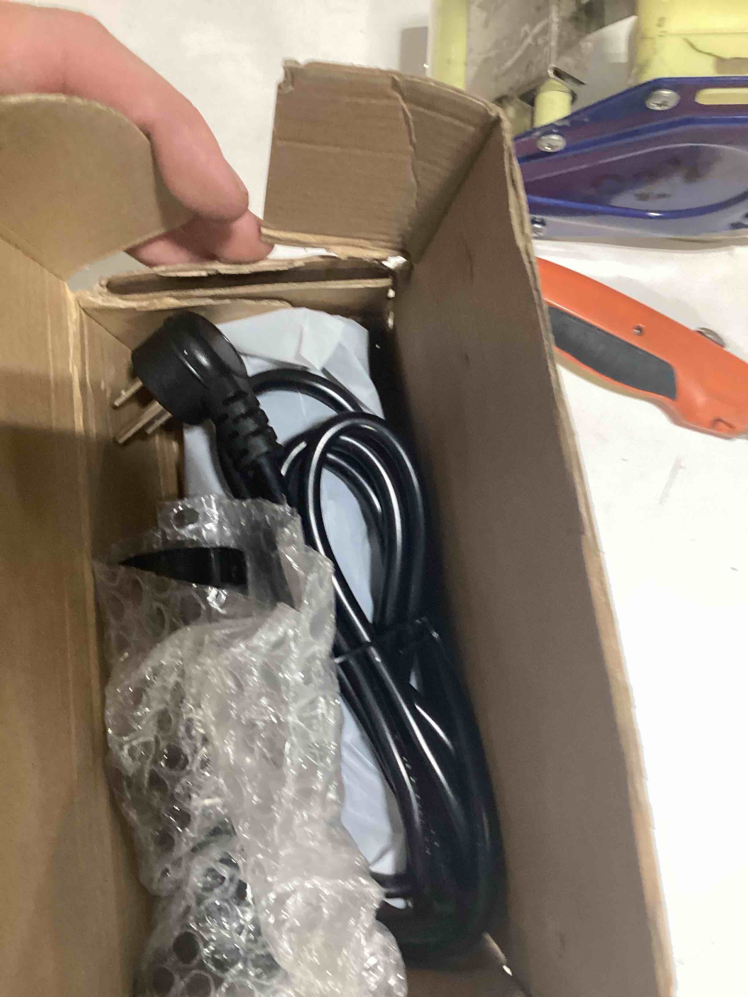 https://s3.amazonaws.com/lotting-images-prod/bidfta/GRA2373094_1757955452473.jpeg
