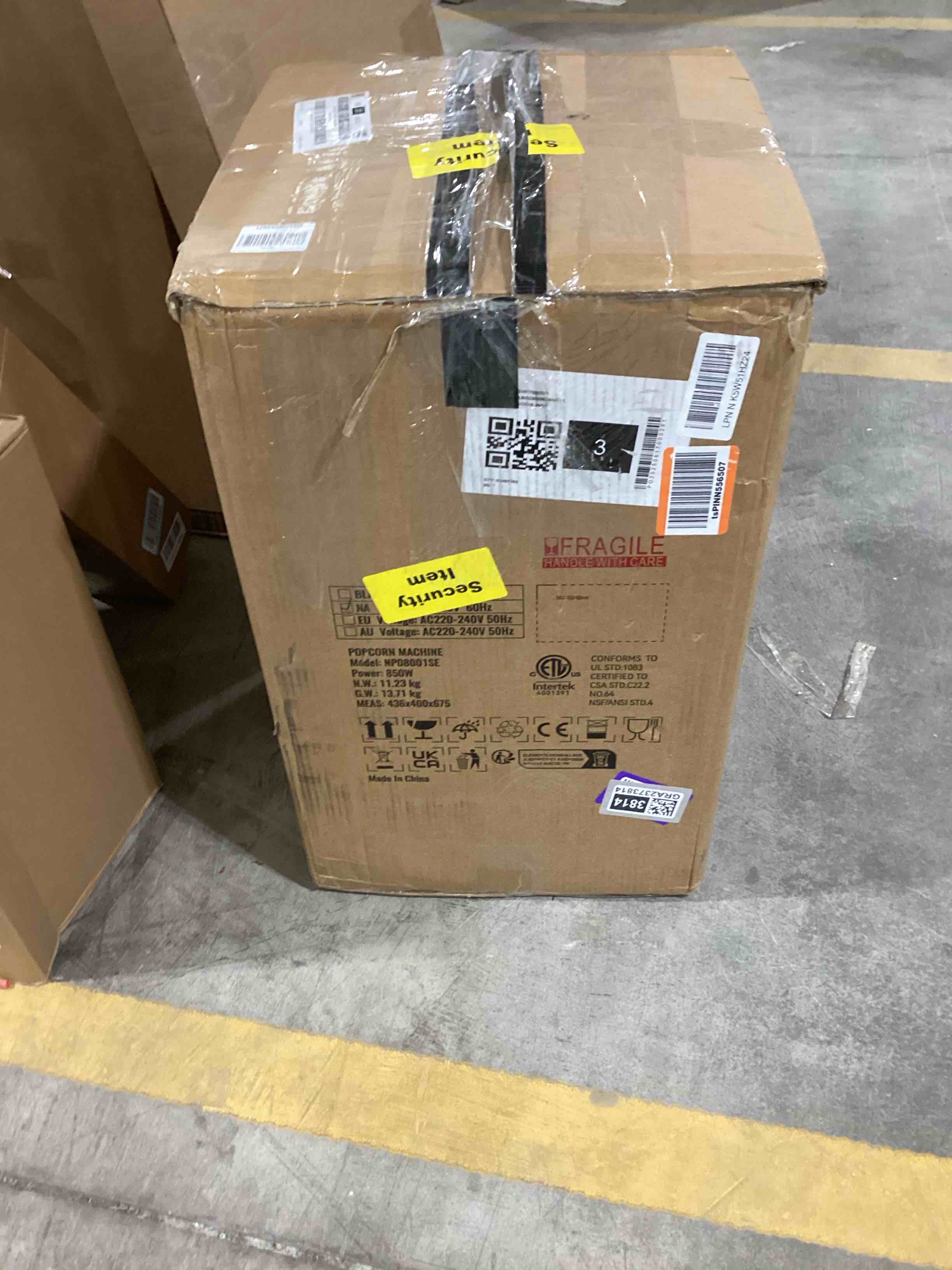 Condition photo showing Good Condition for VEVOR Commercial Popcorn Machine, 8 Oz Kettle, 850 W Countertop Popcorn Maker for 48 Cups per Batch, Theater Style Popper with 3-Switch Control Steel Frame Tempered Glass Doors 2 Scoops 2 Spoons, Red