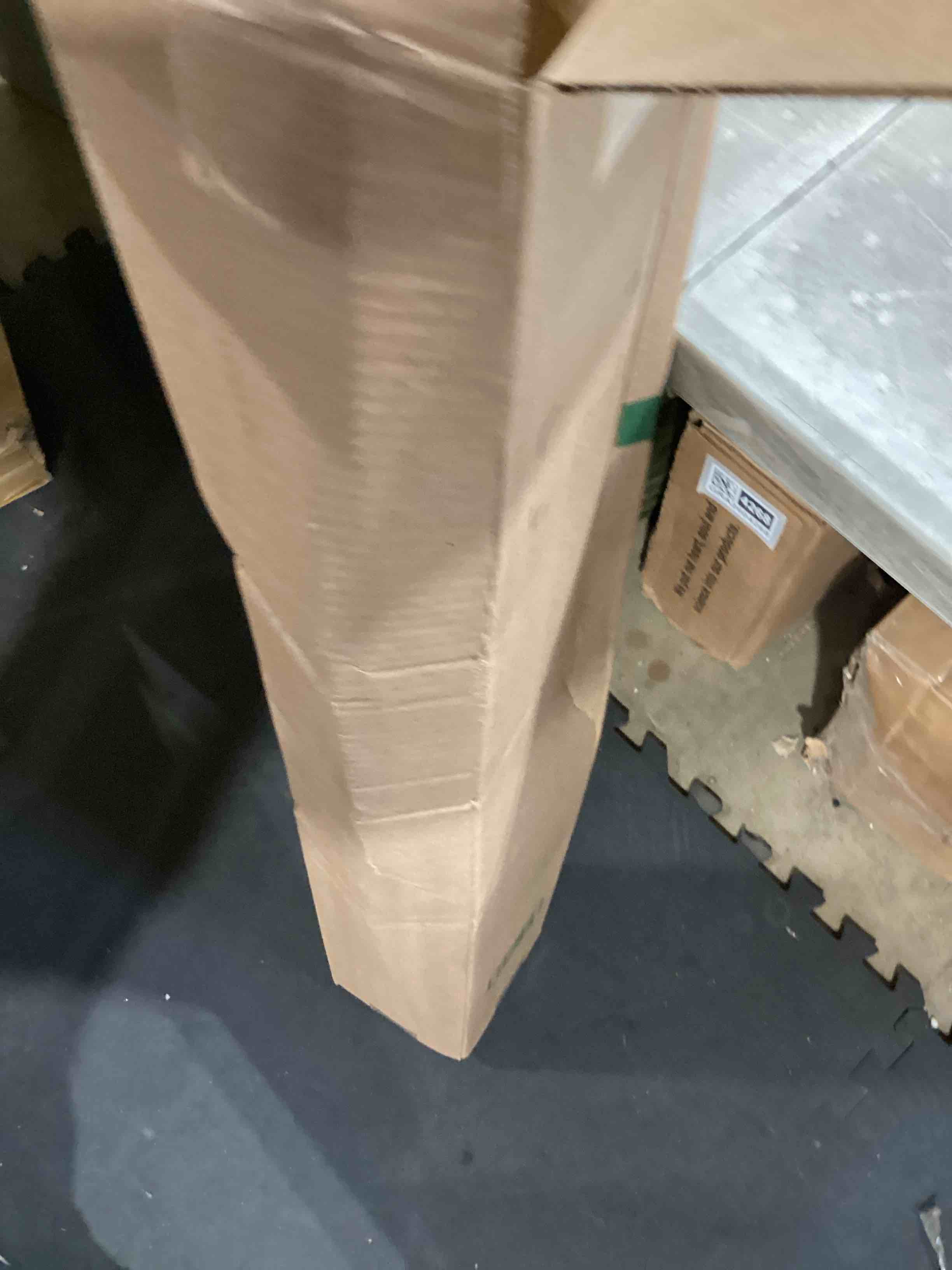 https://s3.amazonaws.com/lotting-images-prod/bidfta/GRA2374277_1756215432450.jpeg