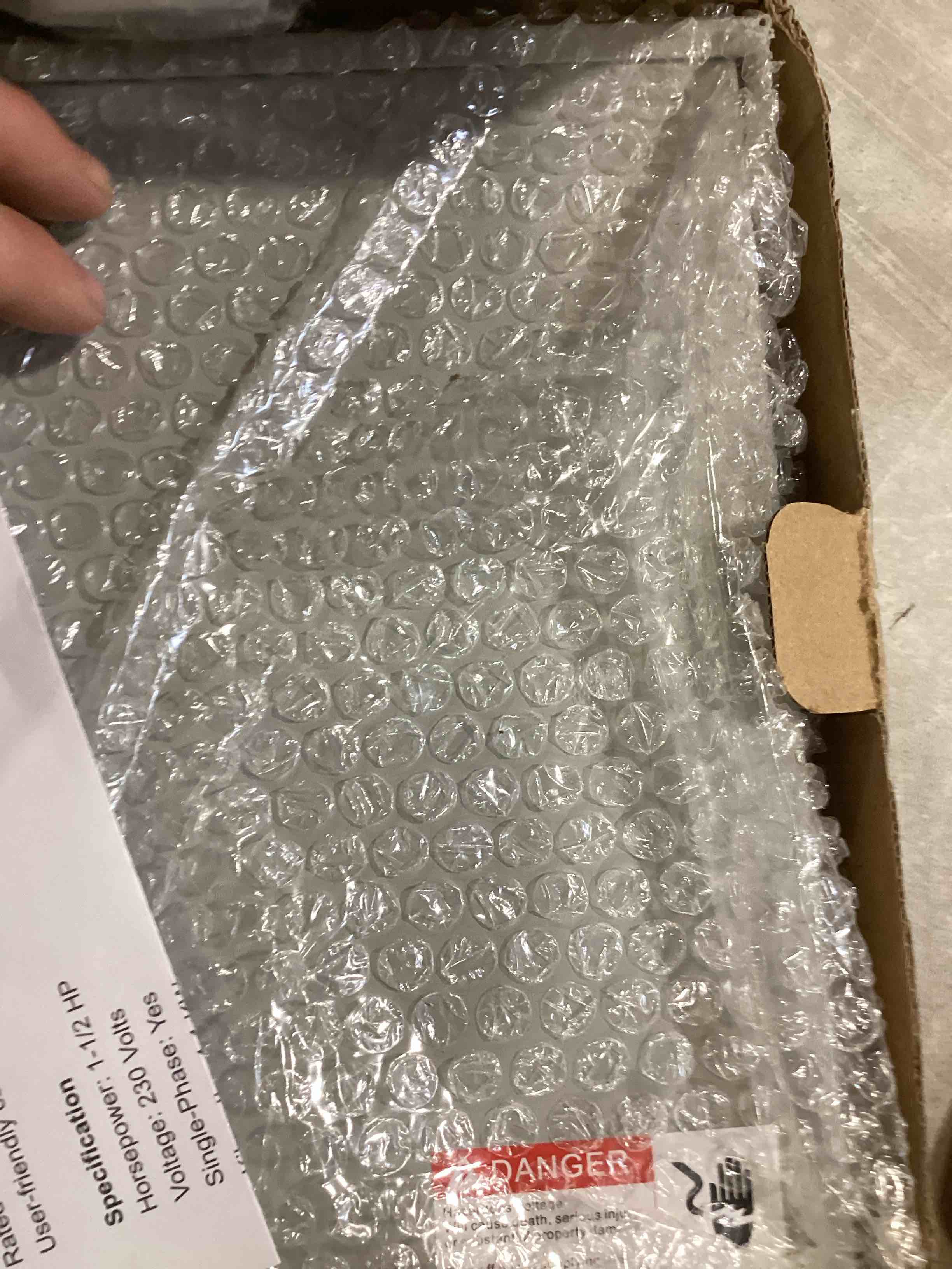 https://s3.amazonaws.com/lotting-images-prod/bidfta/GRA2374449_1756237225917.jpeg