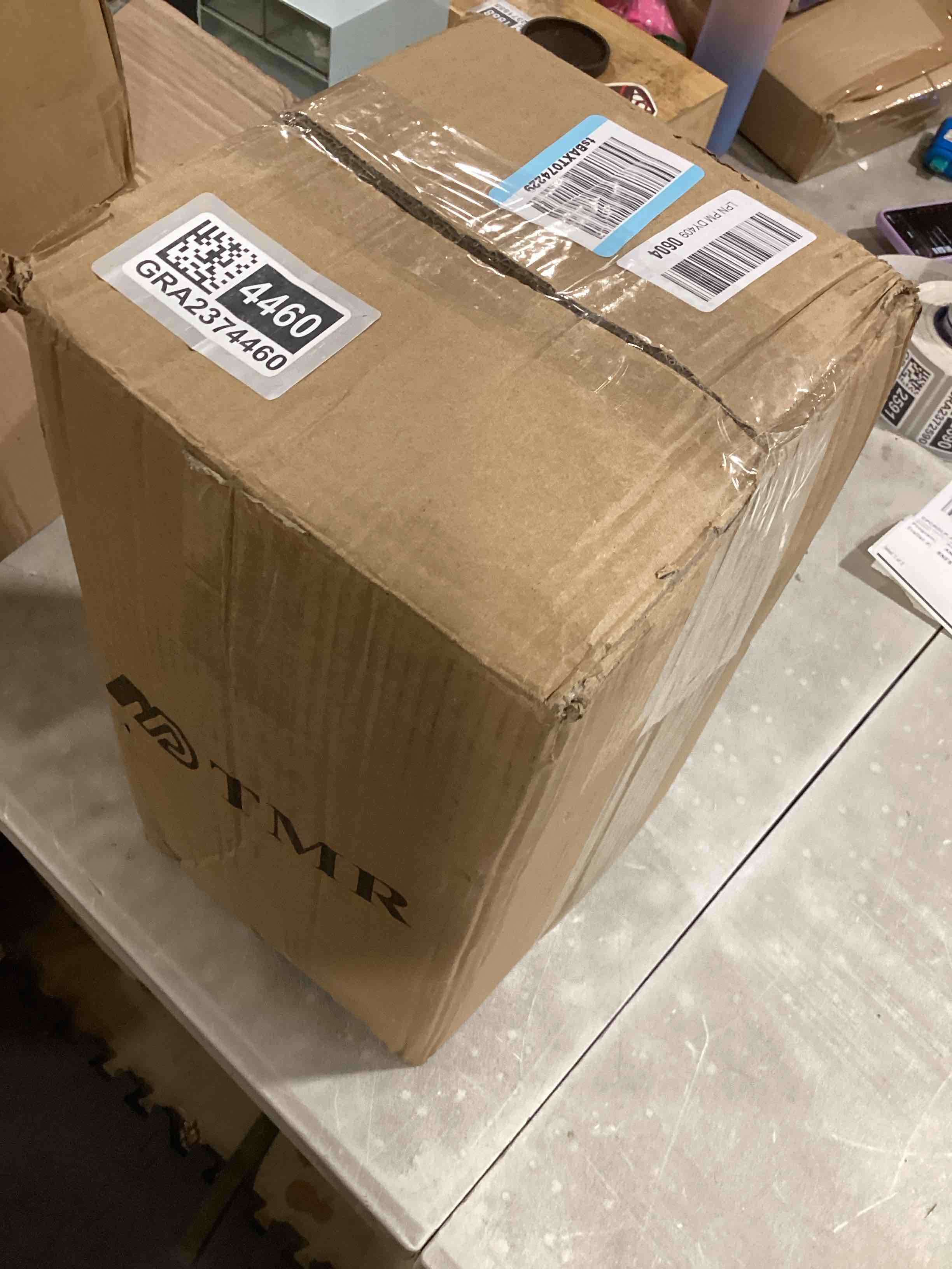 https://s3.amazonaws.com/lotting-images-prod/bidfta/GRA2374460_1756294248909.jpeg