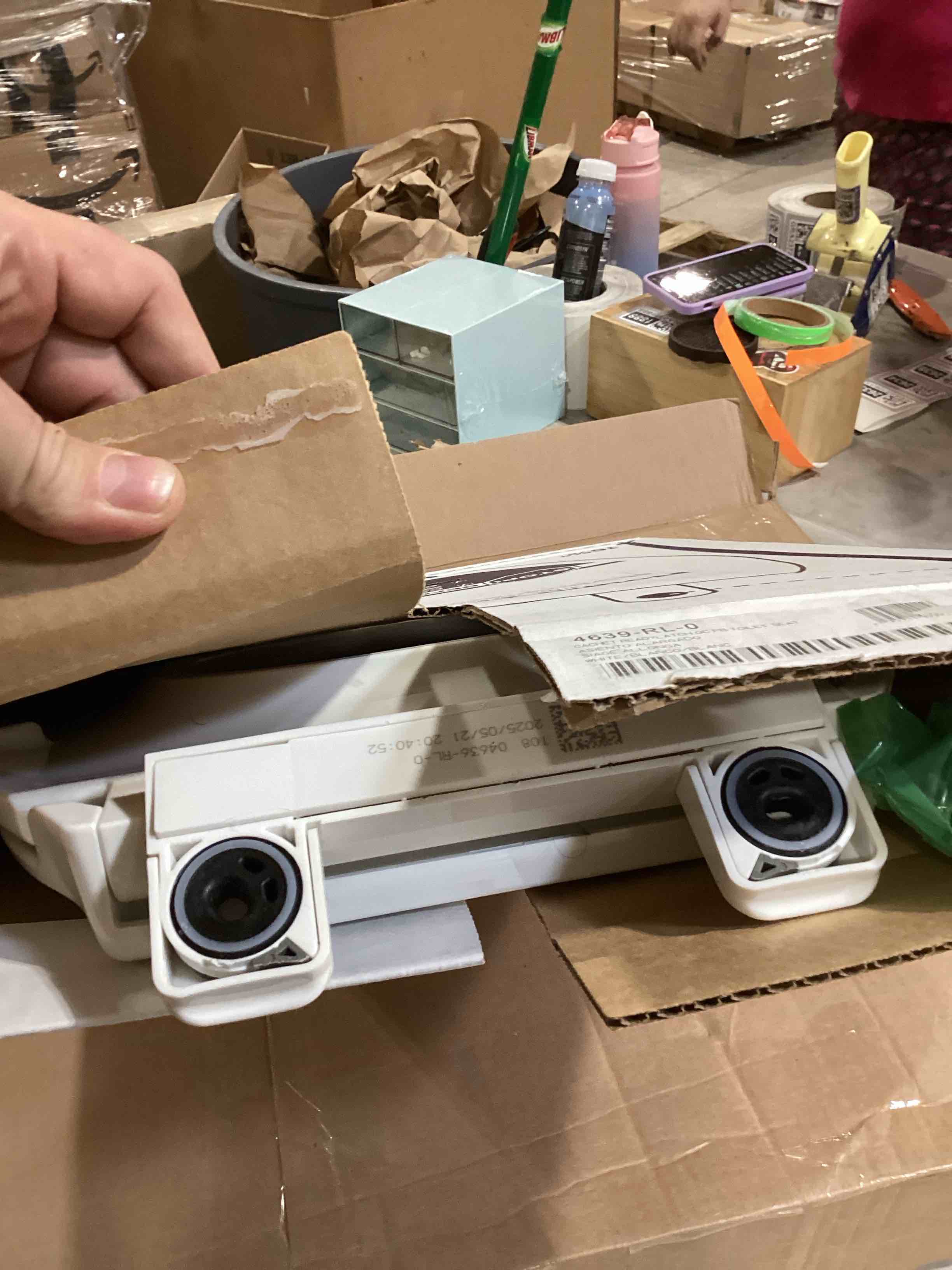 https://s3.amazonaws.com/lotting-images-prod/bidfta/GRA2374505_1756302160039.jpeg