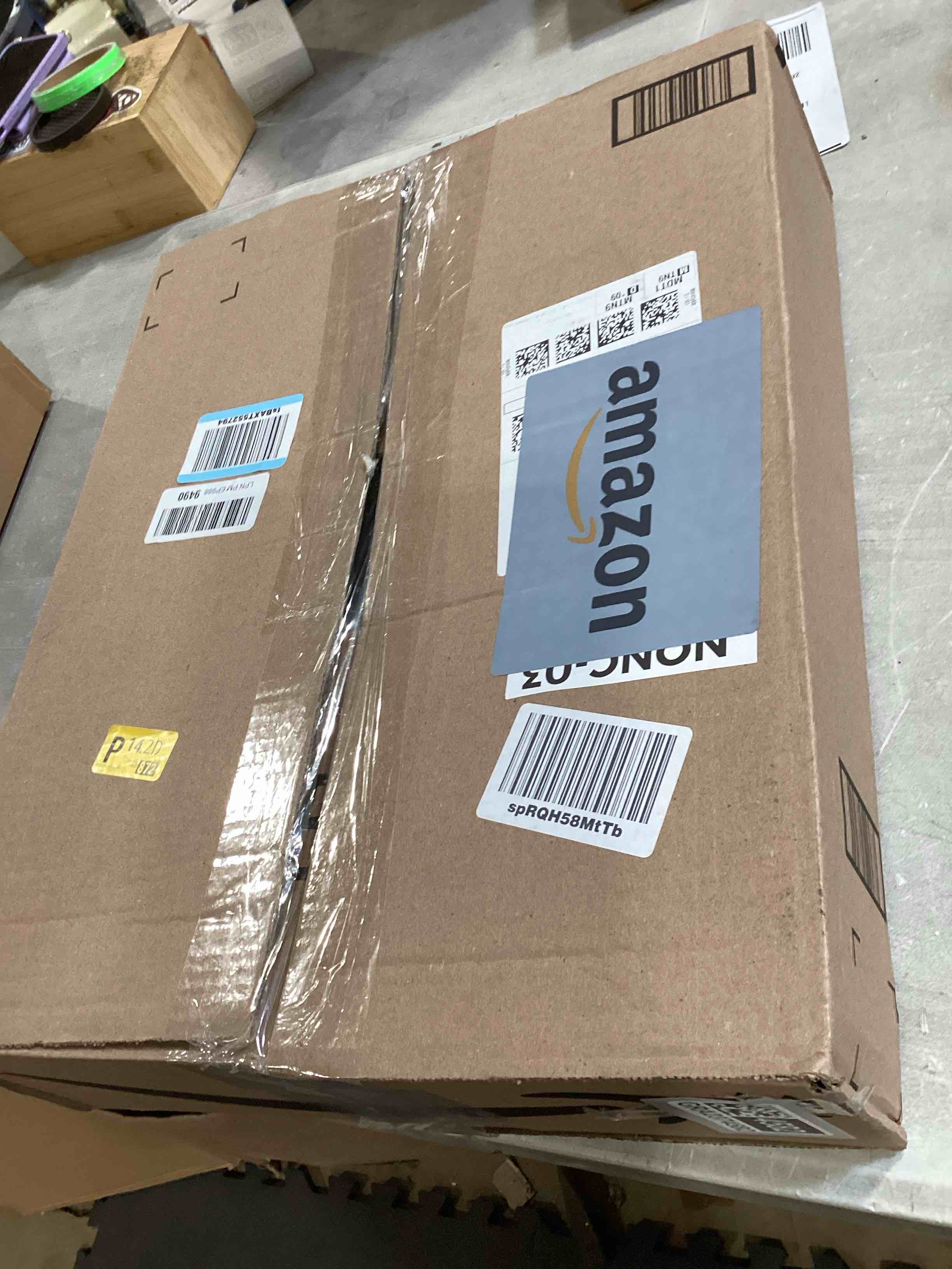 https://s3.amazonaws.com/lotting-images-prod/bidfta/GRA2374582_1756320511306.jpeg