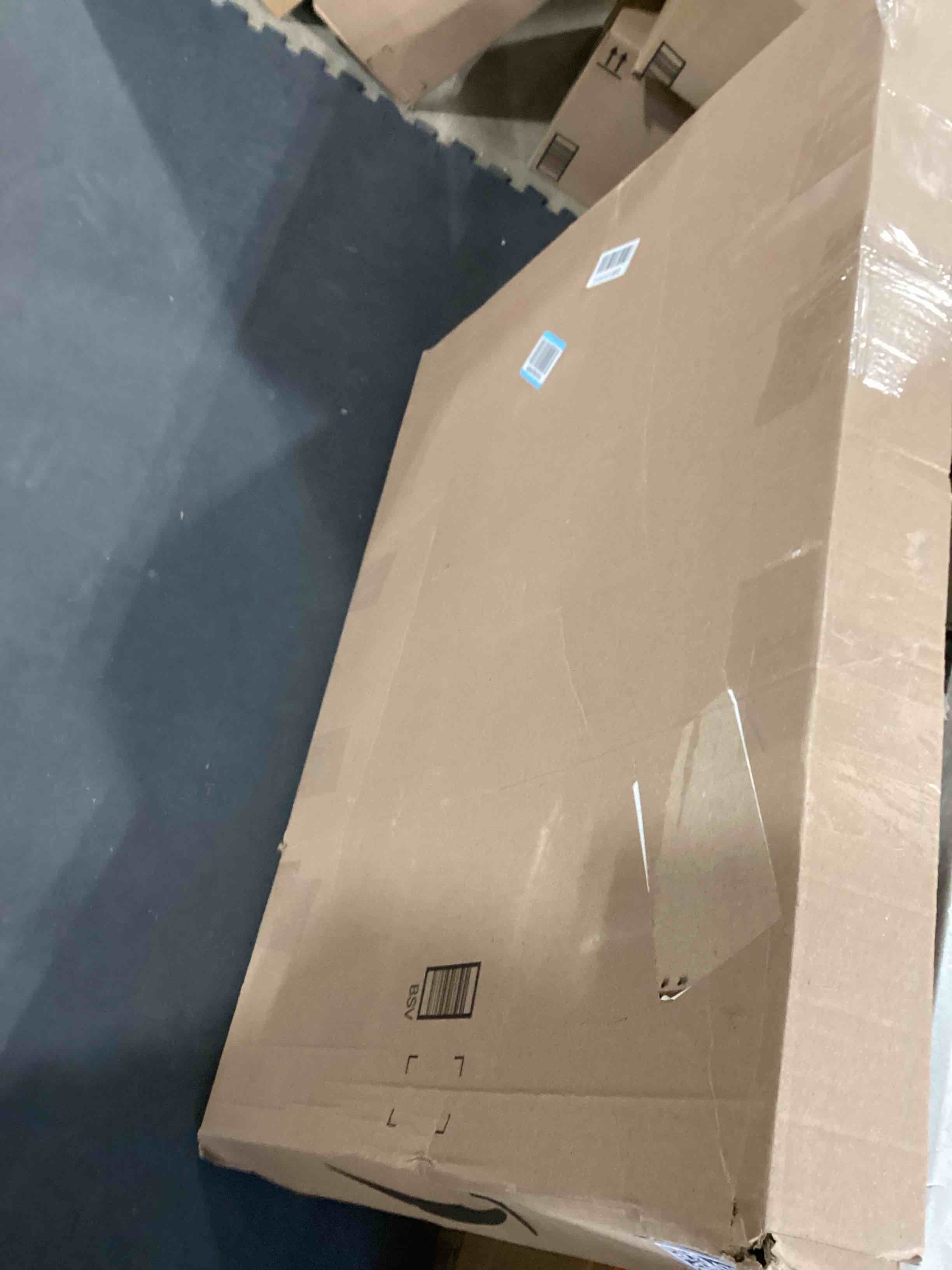 https://s3.amazonaws.com/lotting-images-prod/bidfta/GRA2374723_1756405481883.jpeg