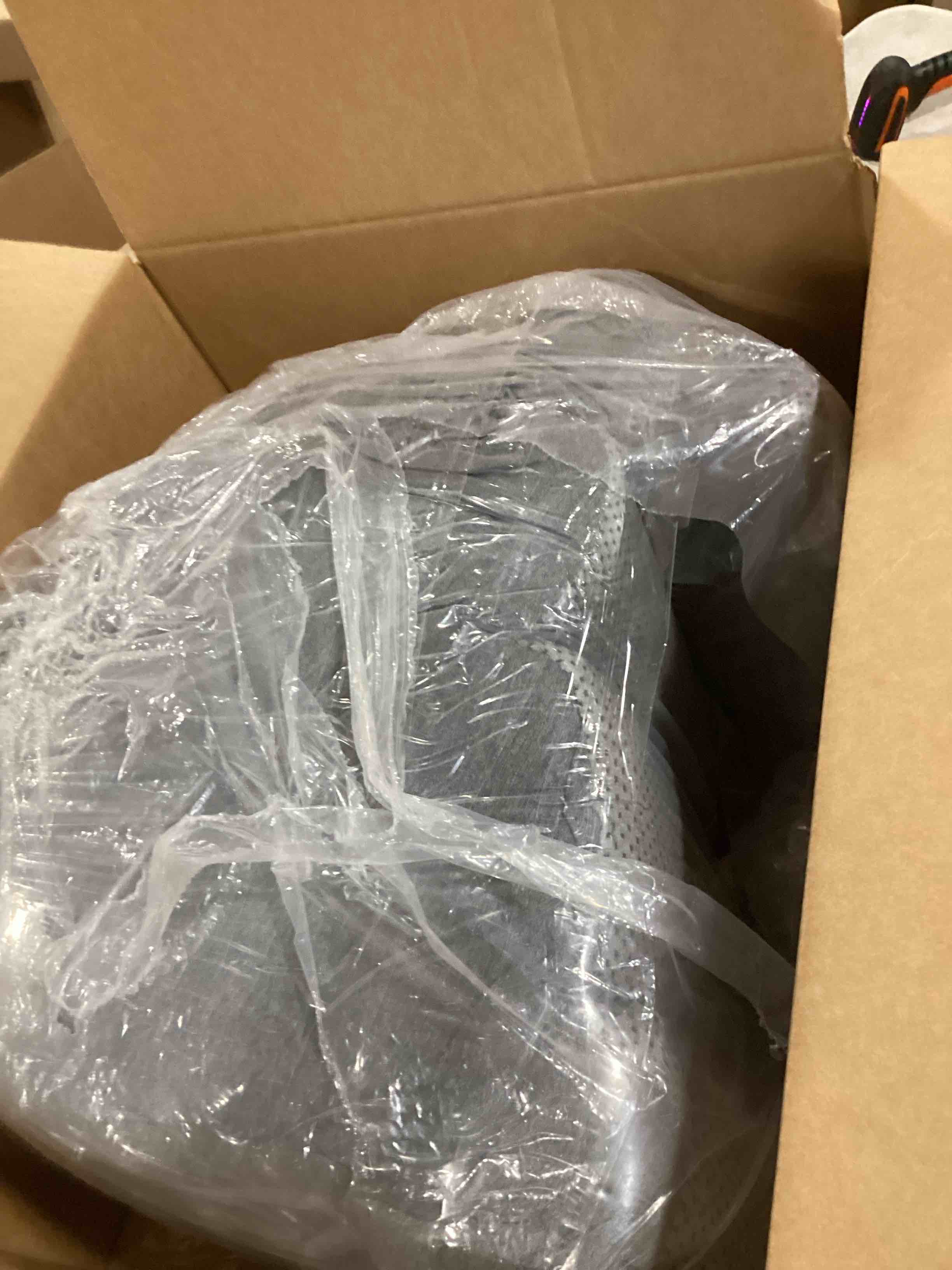 https://s3.amazonaws.com/lotting-images-prod/bidfta/GRA2374783_1756470144389.jpeg
