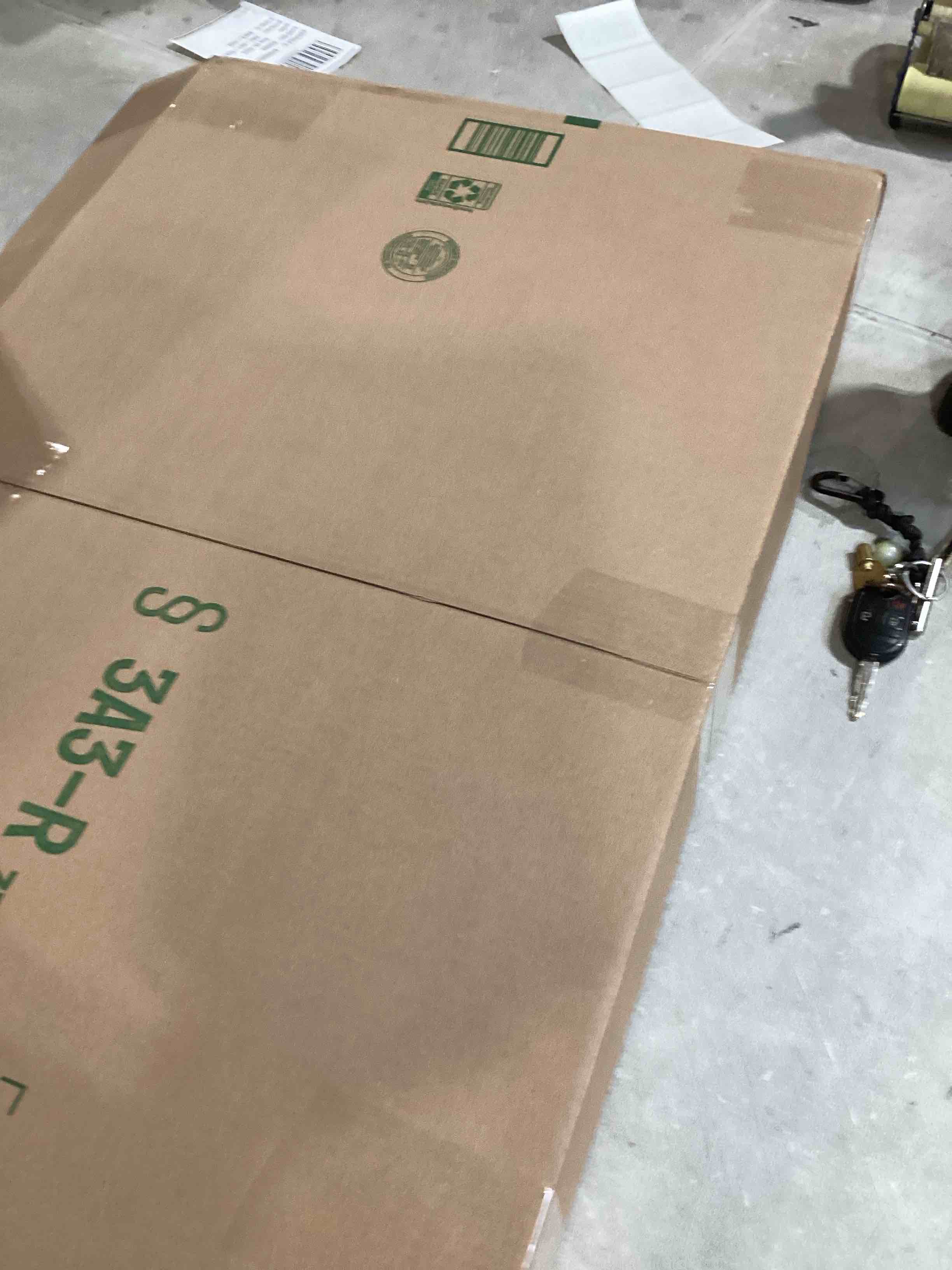 https://s3.amazonaws.com/lotting-images-prod/bidfta/GRA2374842_1756477354443.jpeg