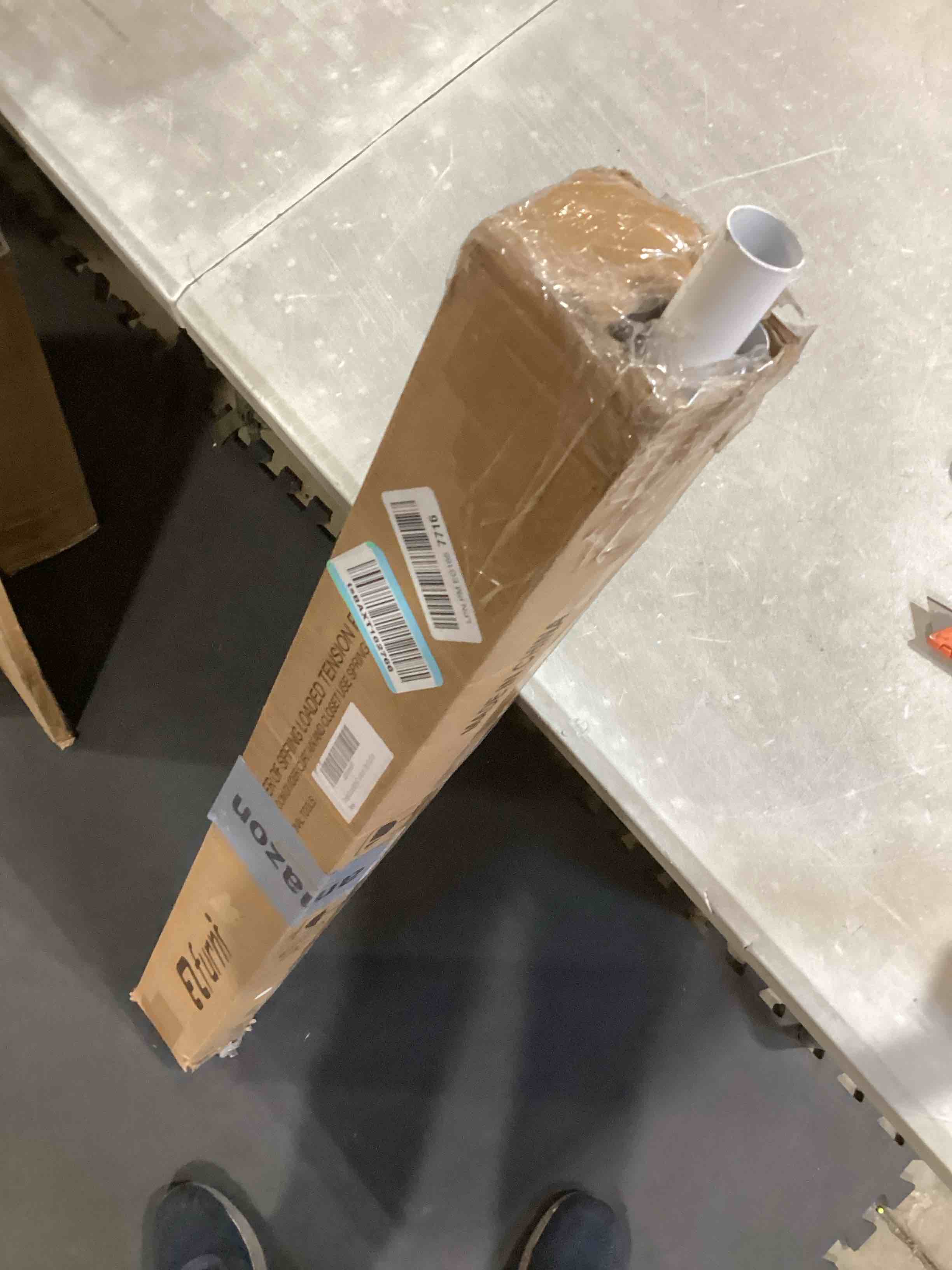 https://s3.amazonaws.com/lotting-images-prod/bidfta/GRA2374876_1756481153861.jpeg