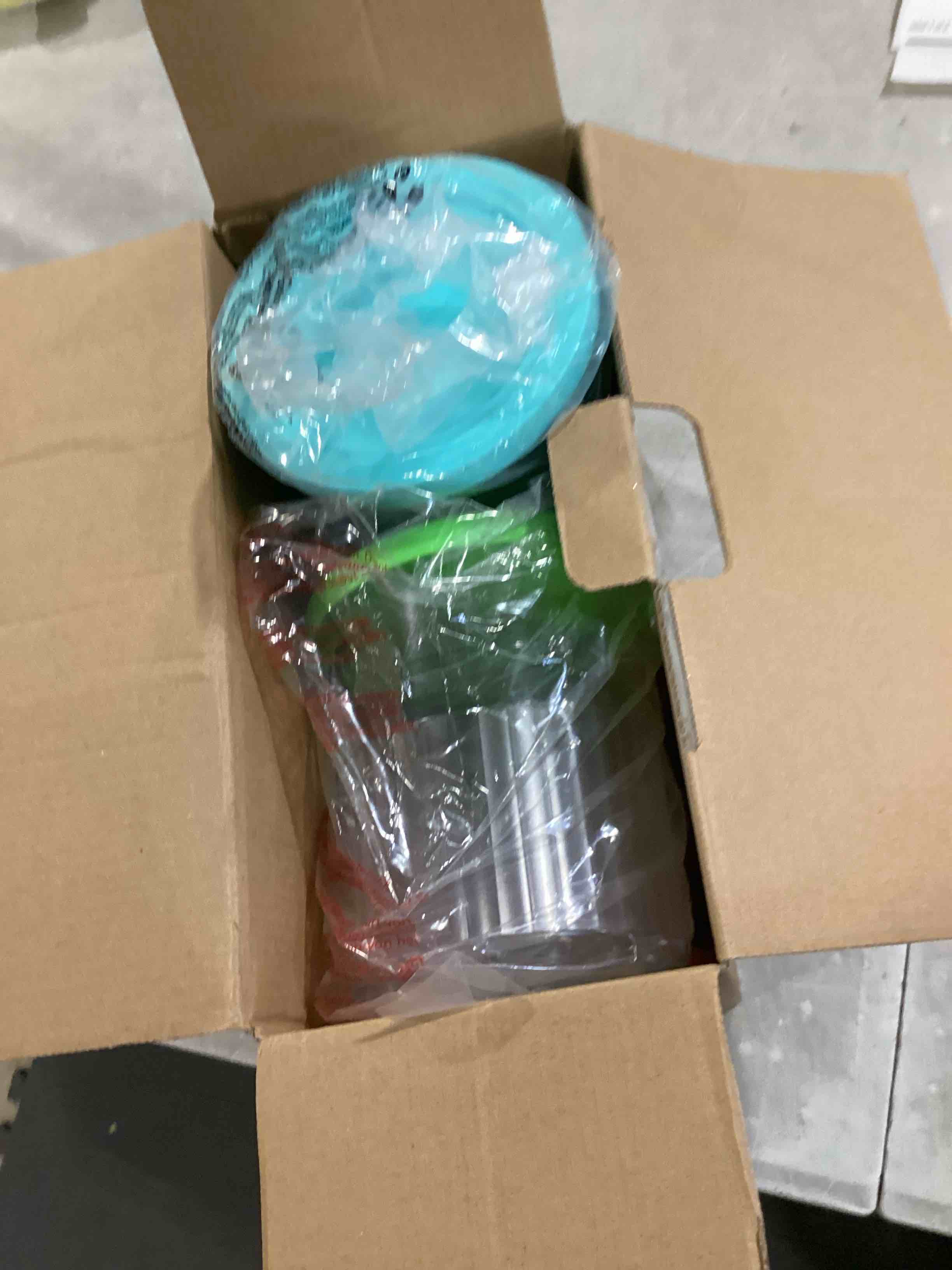 https://s3.amazonaws.com/lotting-images-prod/bidfta/GRA2374969_1756823693970.jpeg