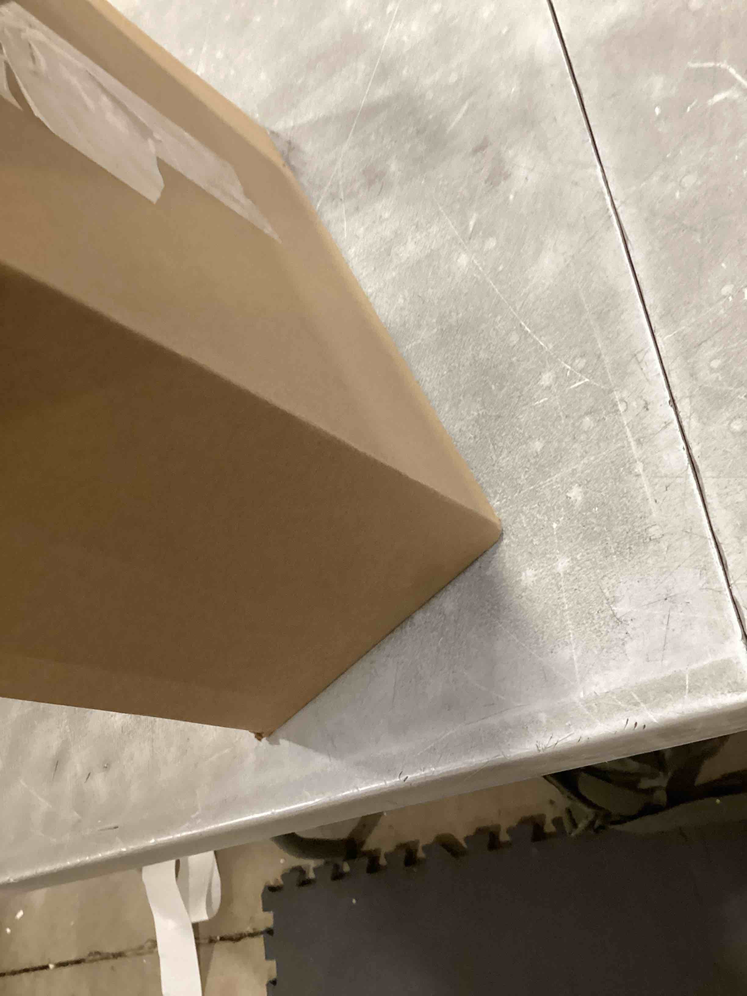 https://s3.amazonaws.com/lotting-images-prod/bidfta/GRA2374969_1756823695776.jpeg