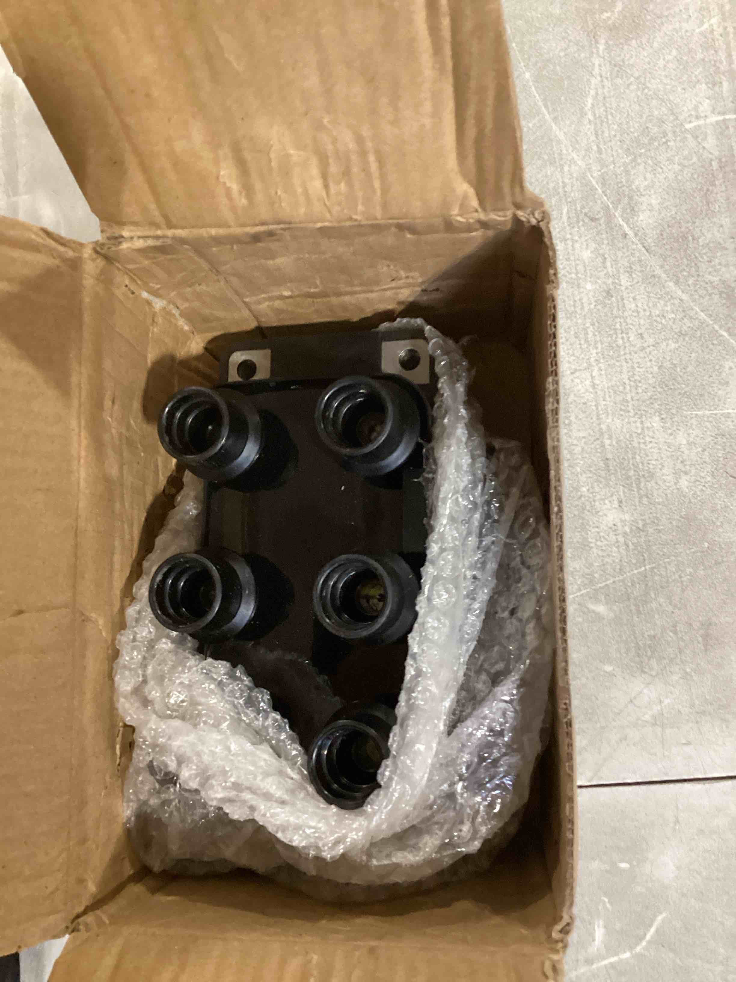 https://s3.amazonaws.com/lotting-images-prod/bidfta/GRA2375023_1756831728753.jpeg