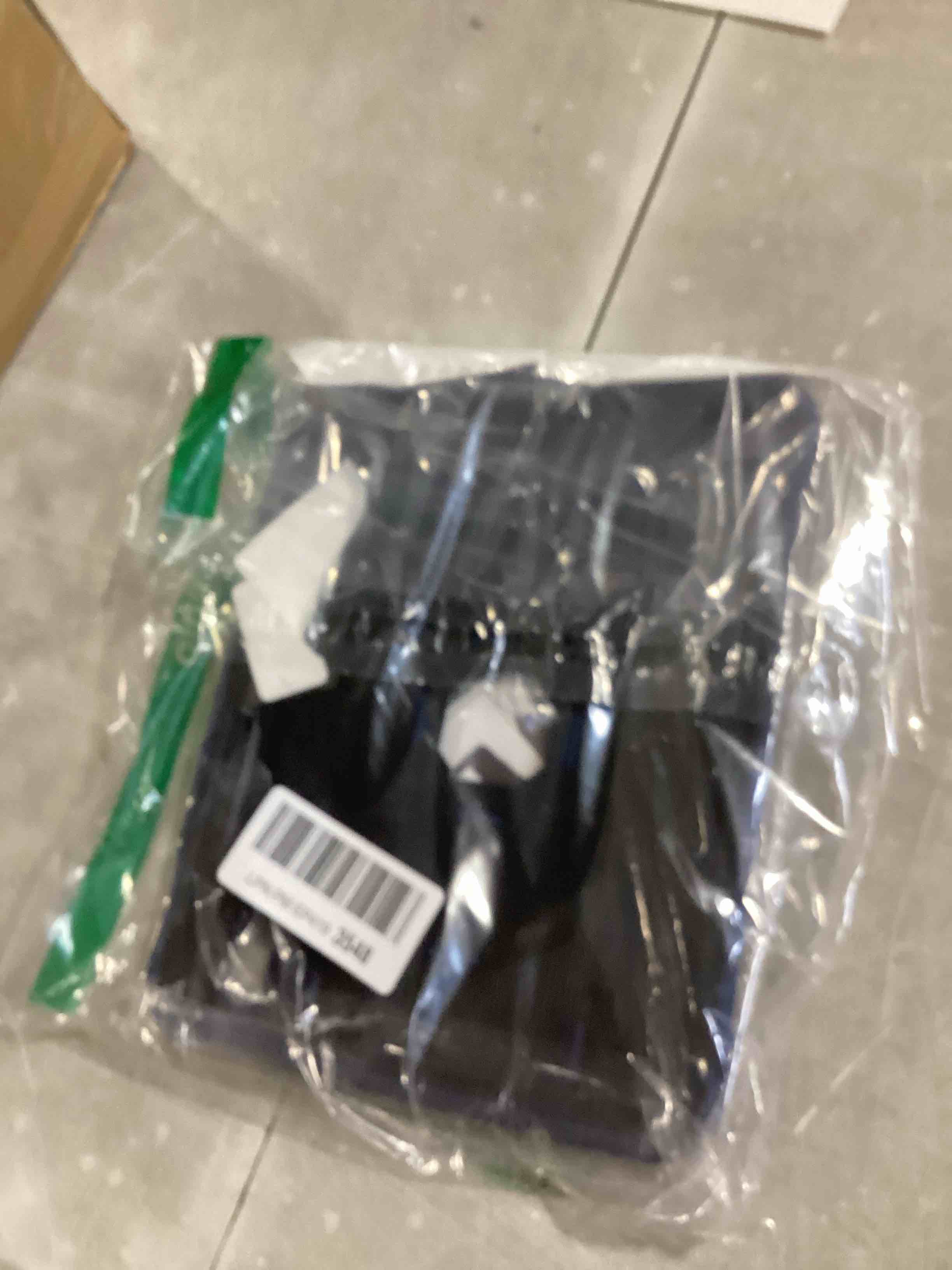 https://s3.amazonaws.com/lotting-images-prod/bidfta/GRA2375048_1756833850182.jpeg