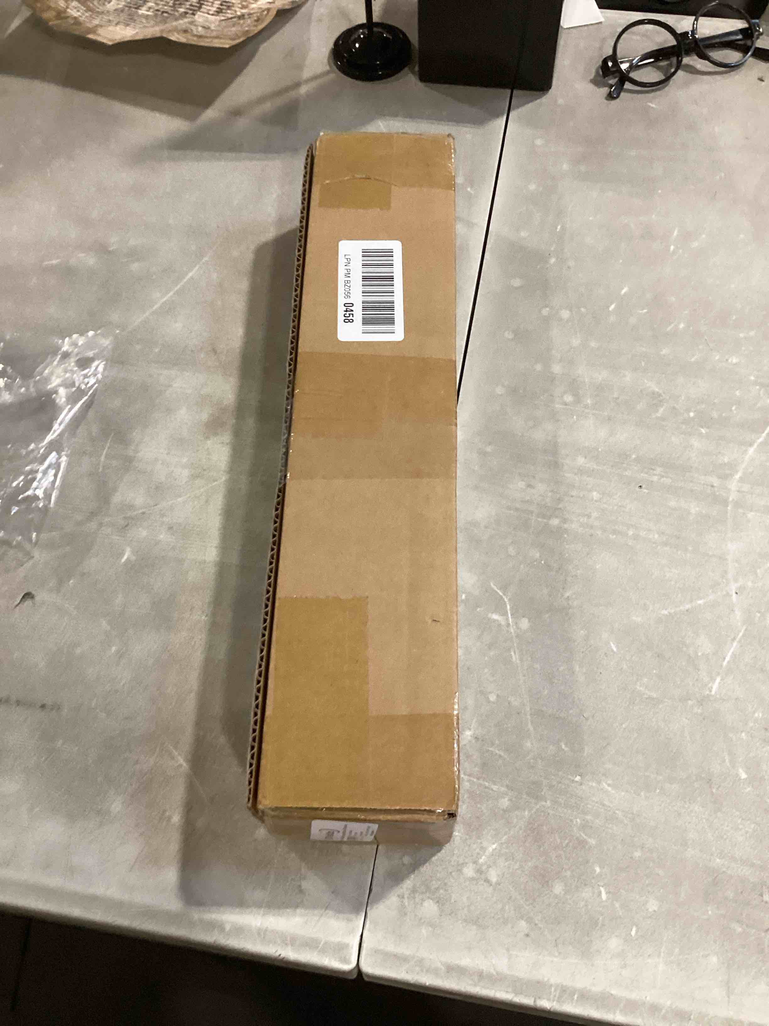 https://s3.amazonaws.com/lotting-images-prod/bidfta/GRA2375089_1756840666149.jpeg