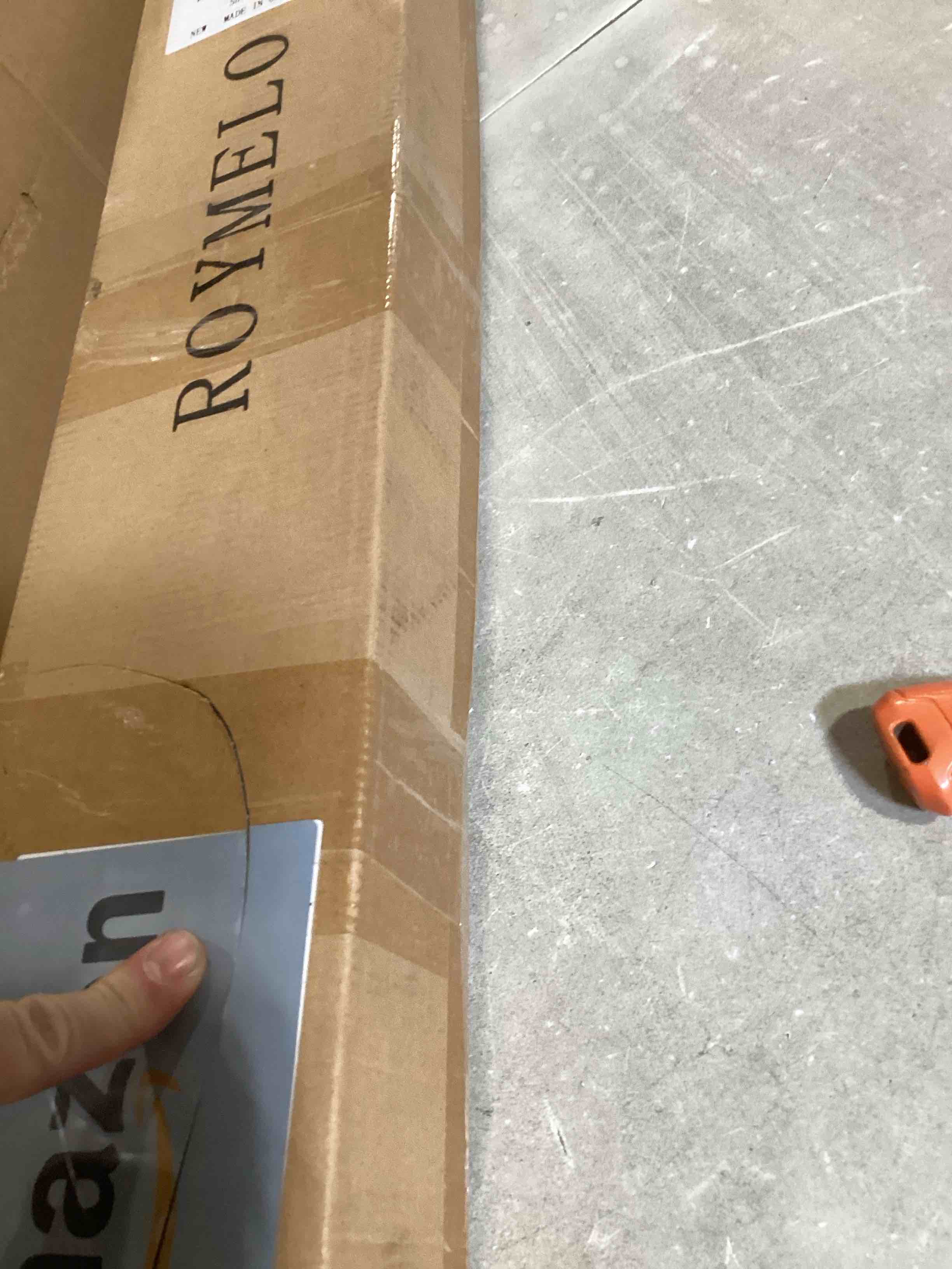 https://s3.amazonaws.com/lotting-images-prod/bidfta/GRA2375247_1756918135393.jpeg
