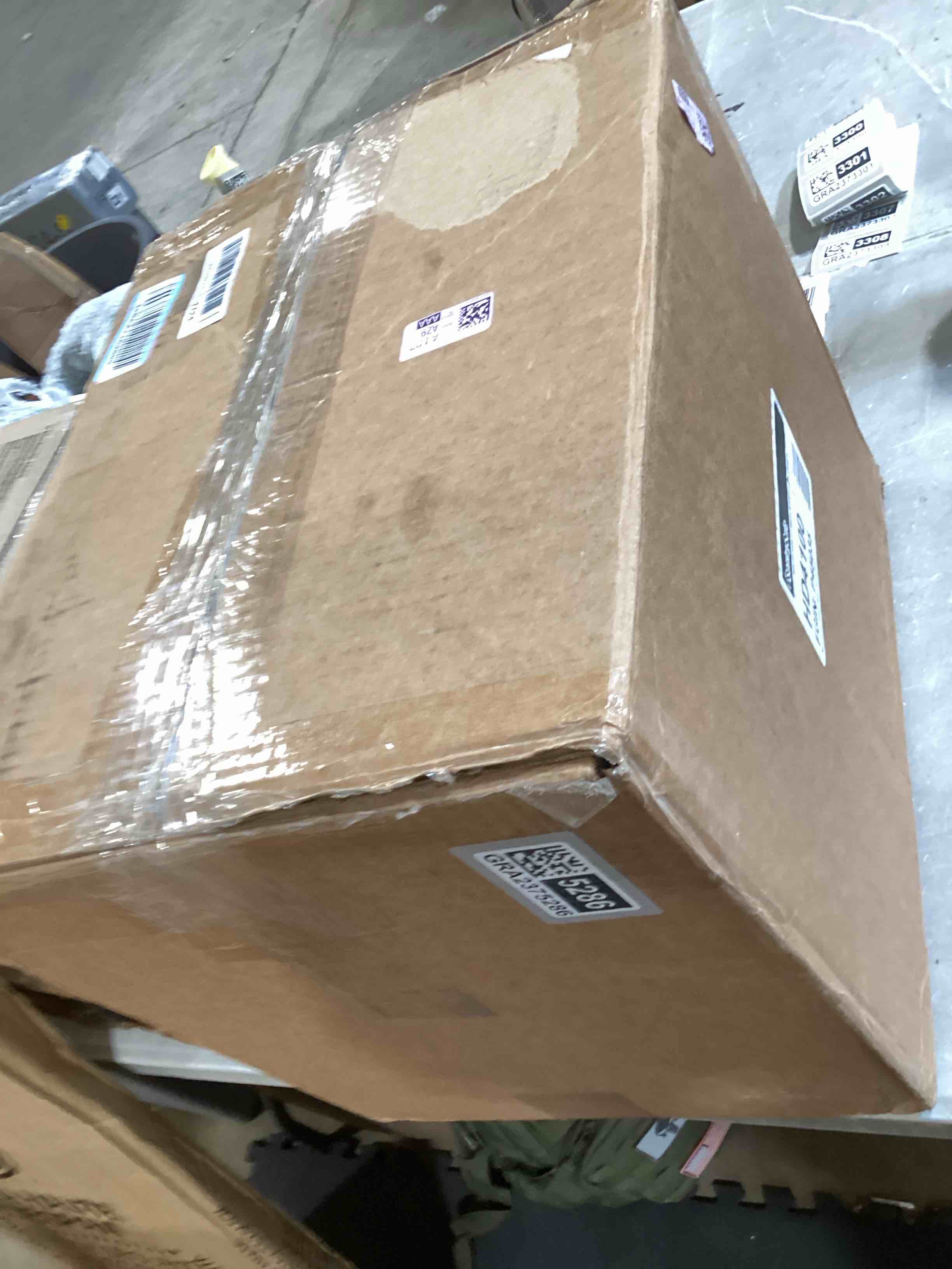 https://s3.amazonaws.com/lotting-images-prod/bidfta/GRA2375286_1756925709288.jpeg