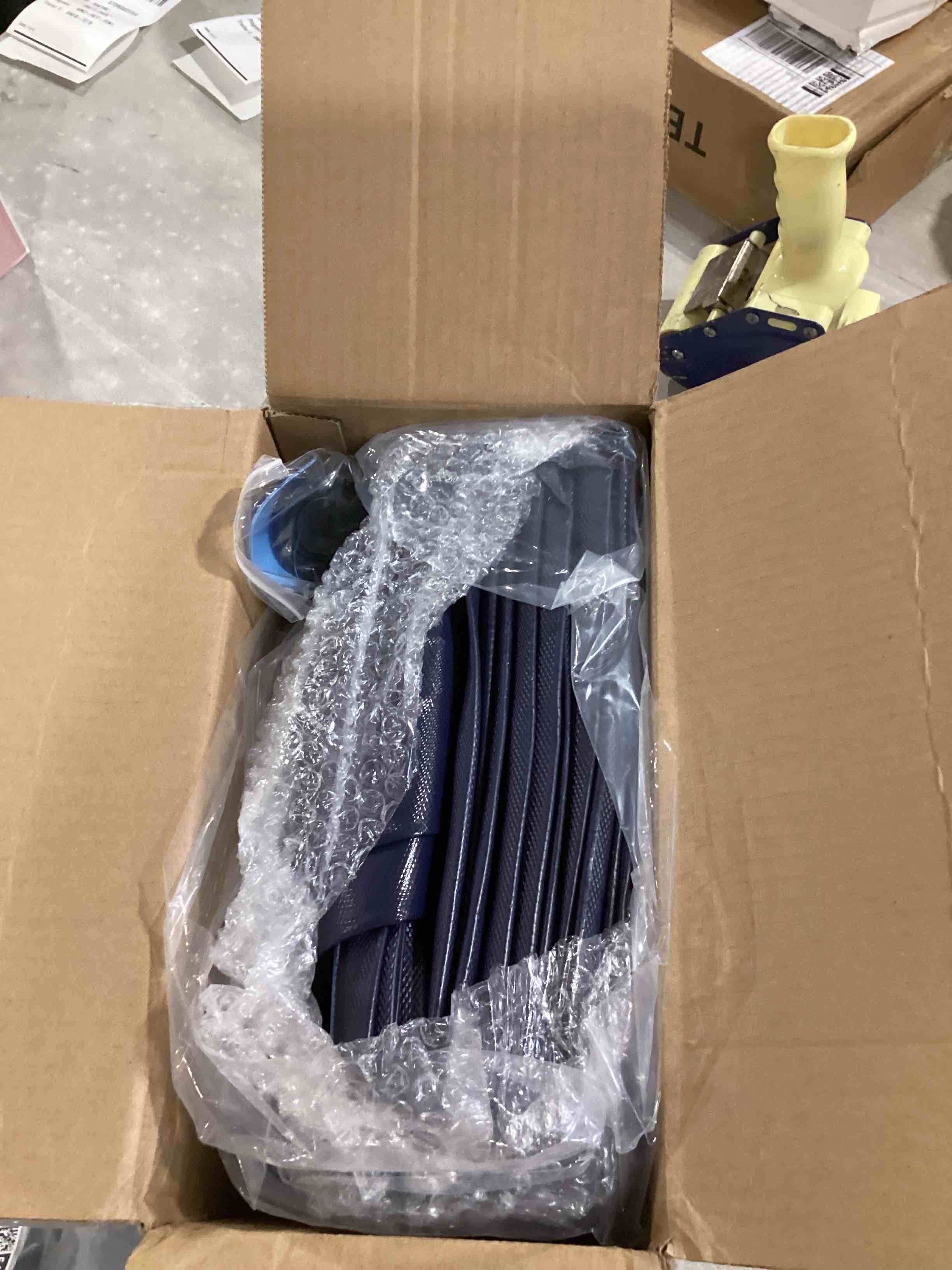 https://s3.amazonaws.com/lotting-images-prod/bidfta/GRA2375398_1756998269218.jpeg
