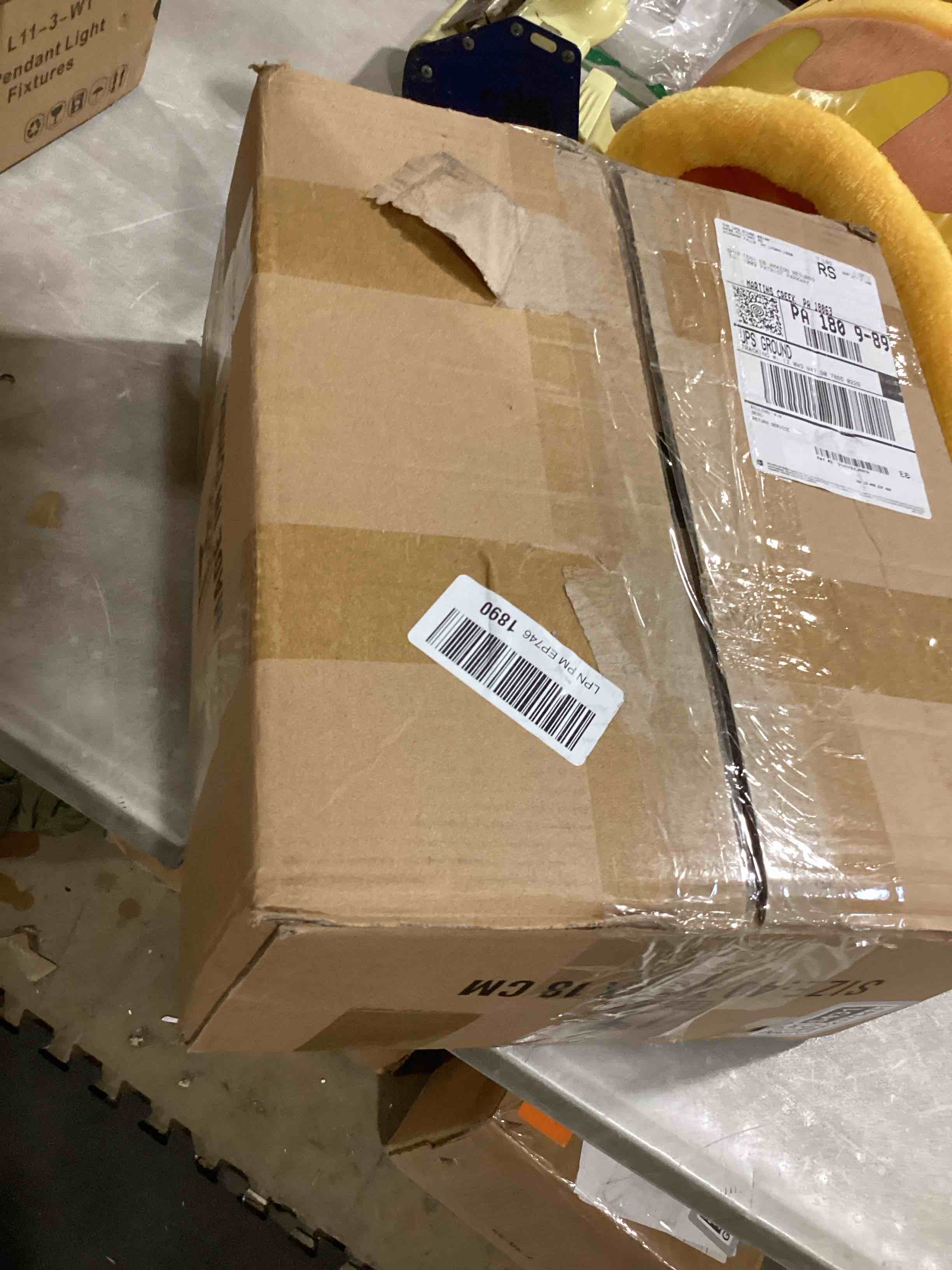 https://s3.amazonaws.com/lotting-images-prod/bidfta/GRA2375431_1757002884163.jpeg