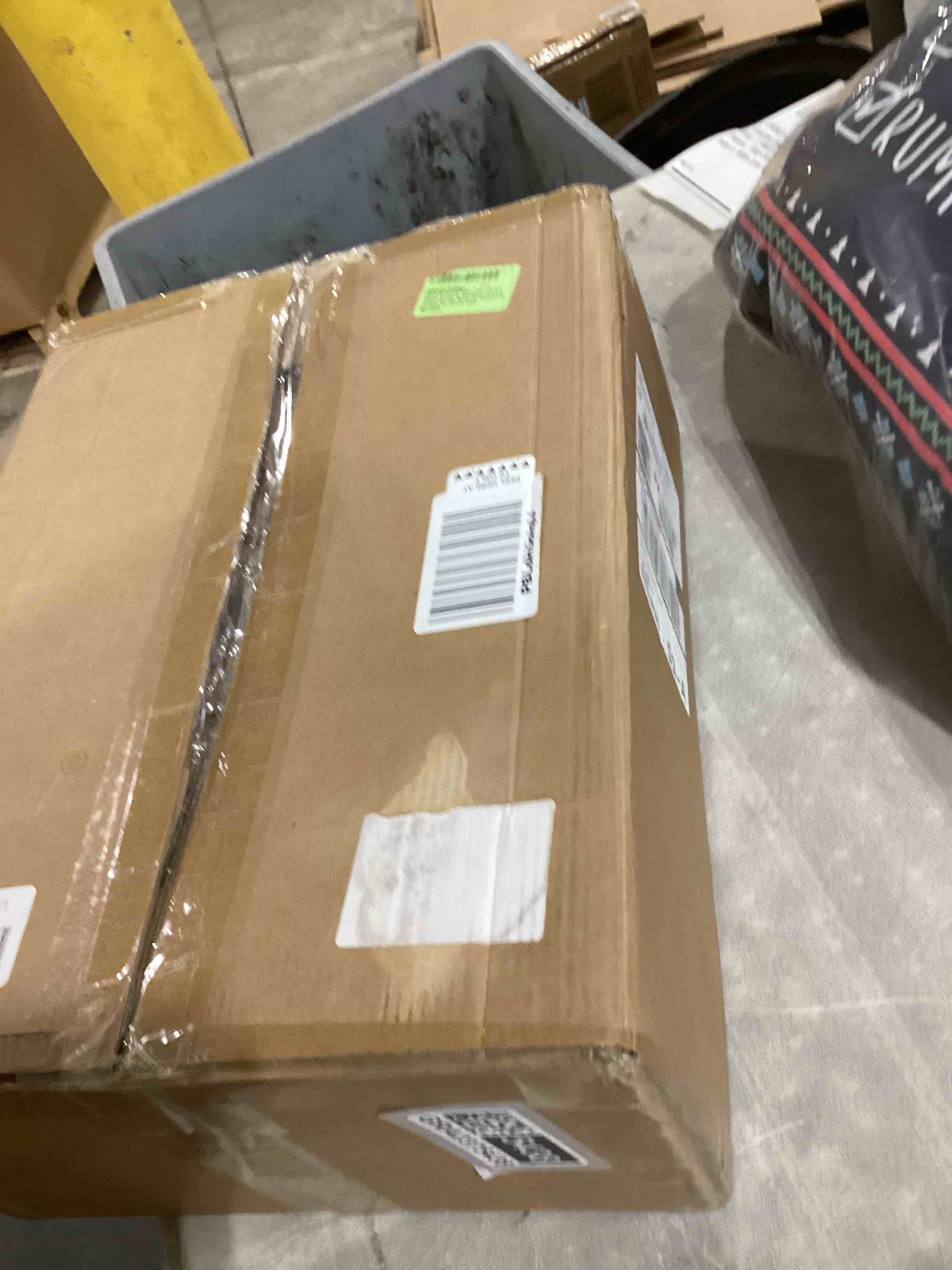 https://s3.amazonaws.com/lotting-images-prod/bidfta/GRA2375438_1757003205600.jpeg
