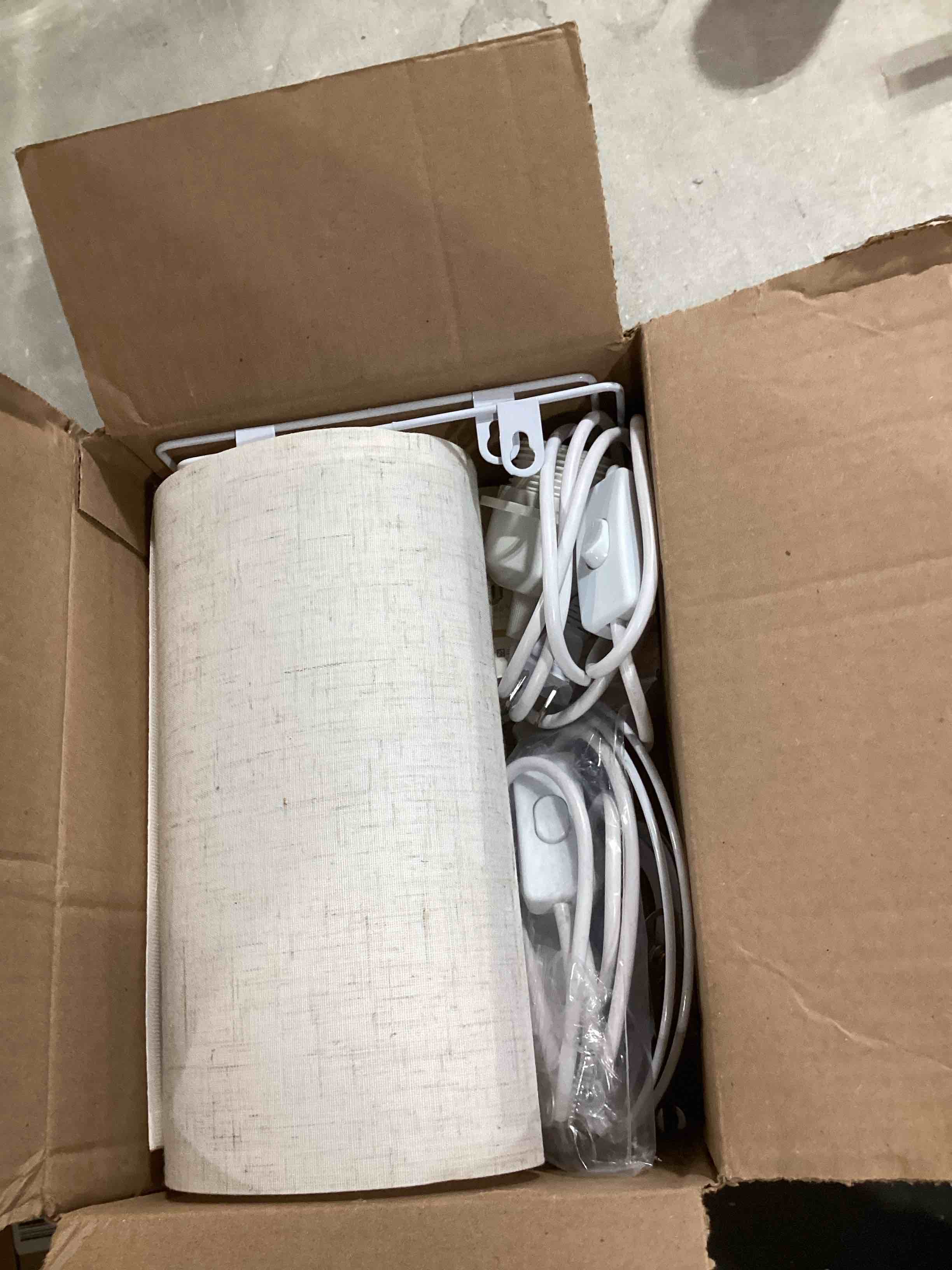 https://s3.amazonaws.com/lotting-images-prod/bidfta/GRA2375486_1757006408575.jpeg