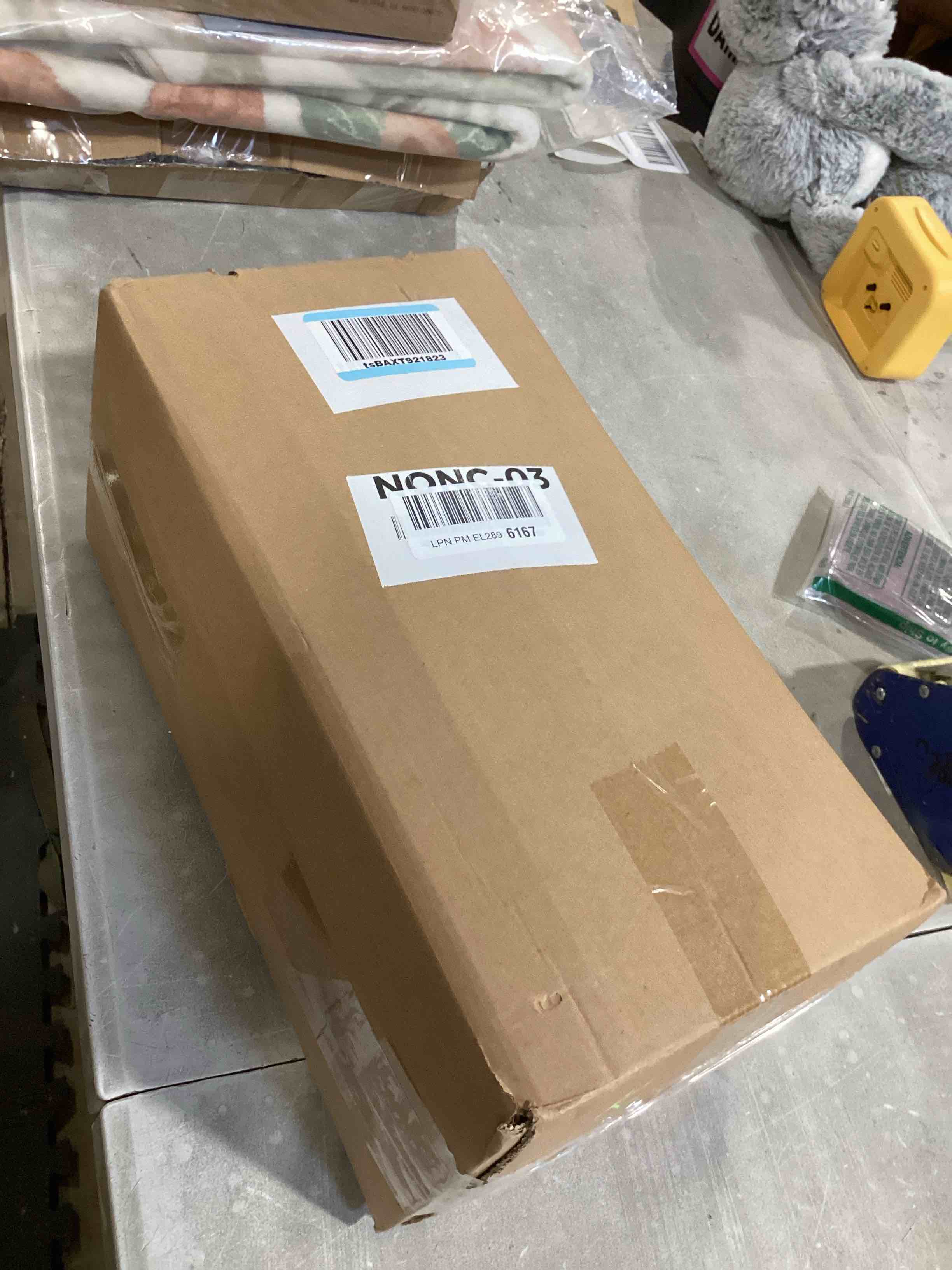 https://s3.amazonaws.com/lotting-images-prod/bidfta/GRA2375492_1757006930560.jpeg