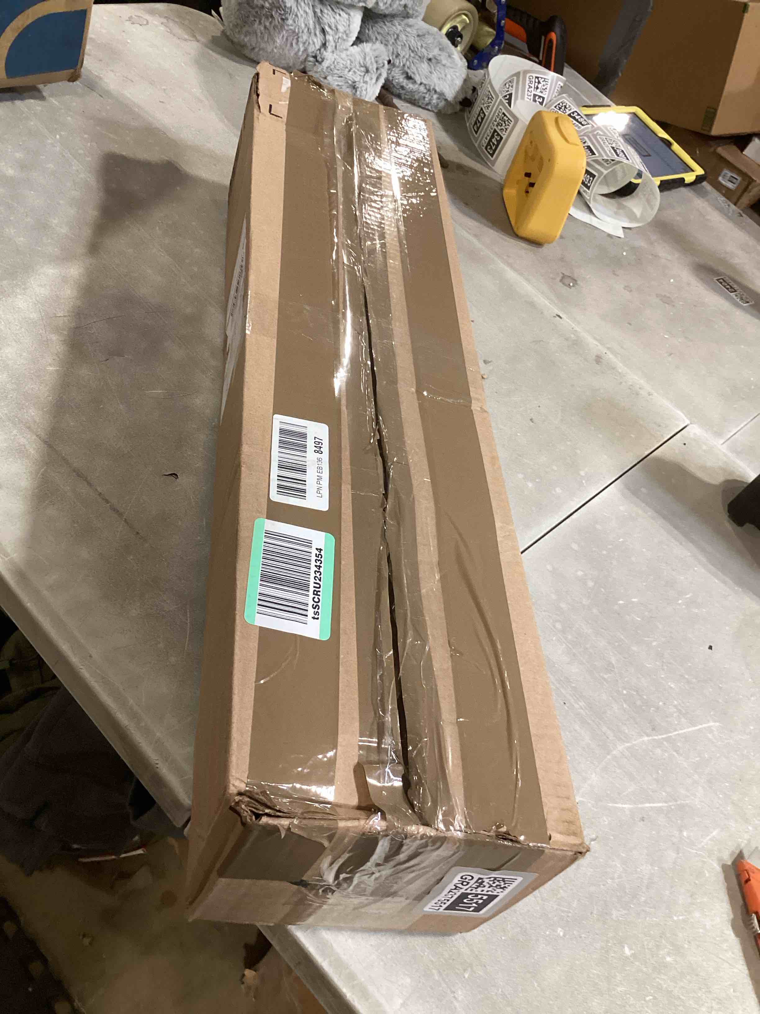 https://s3.amazonaws.com/lotting-images-prod/bidfta/GRA2375517_1757010058298.jpeg