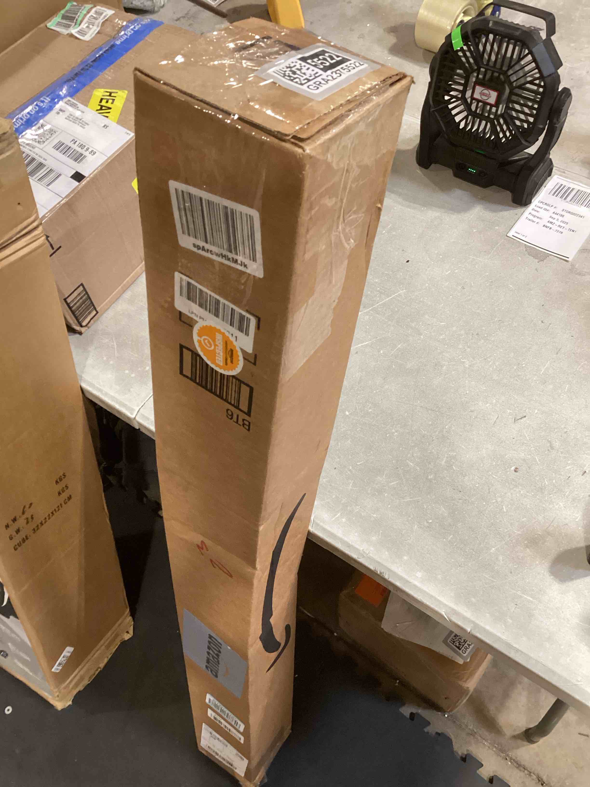 https://s3.amazonaws.com/lotting-images-prod/bidfta/GRA2375522_1757010548659.jpeg
