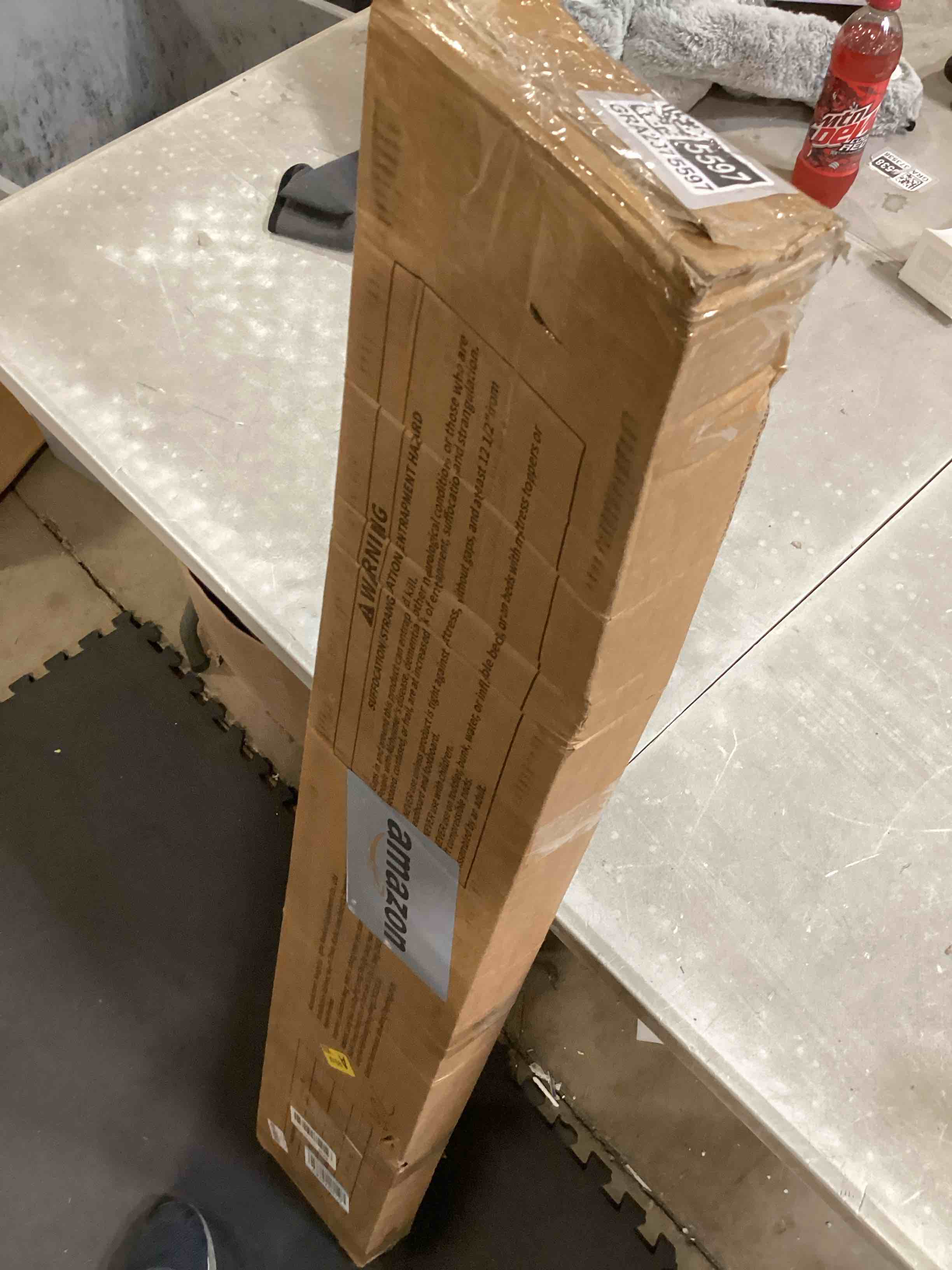 https://s3.amazonaws.com/lotting-images-prod/bidfta/GRA2375597_1757086077336.jpeg