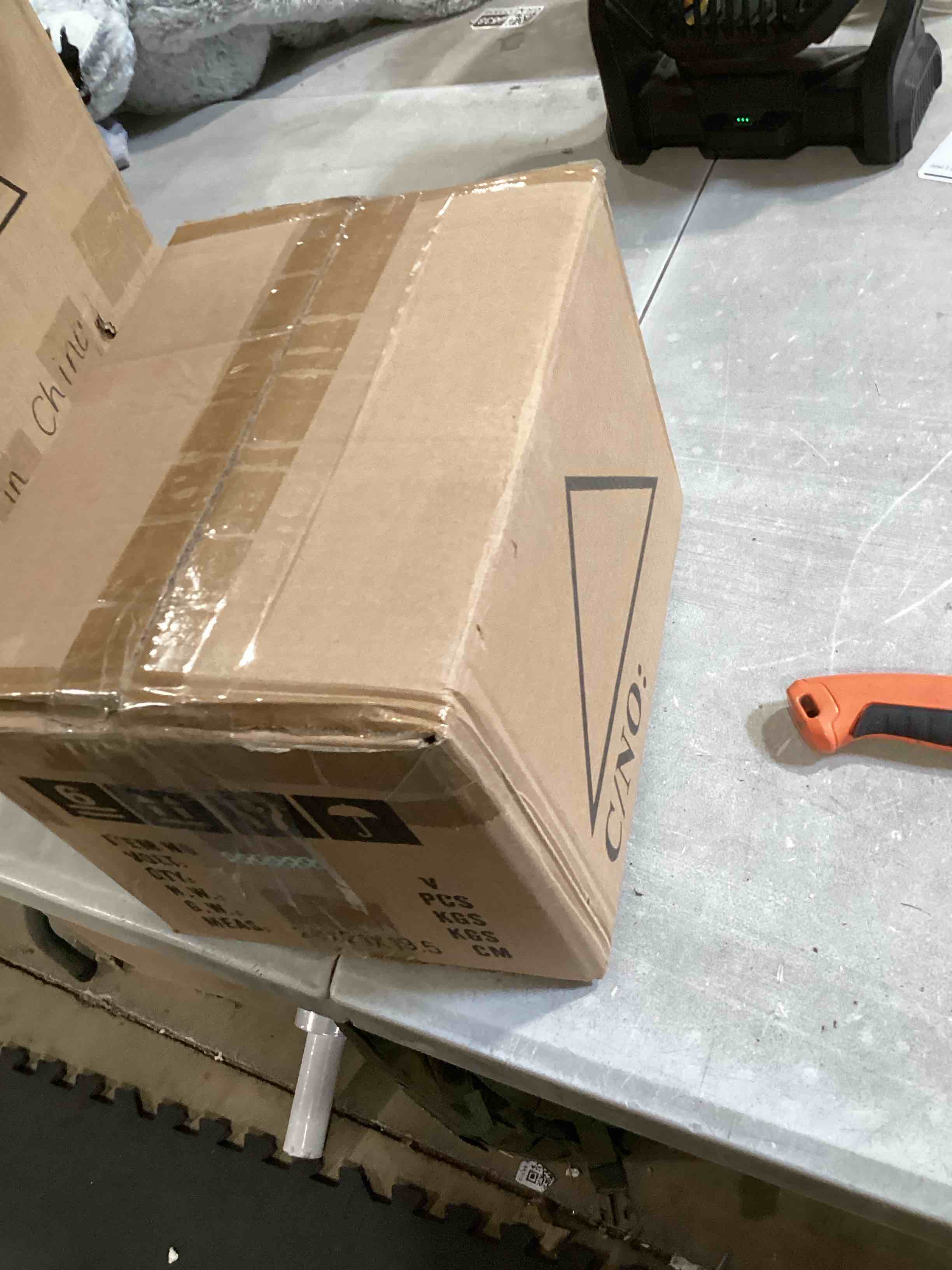 https://s3.amazonaws.com/lotting-images-prod/bidfta/GRA2375610_1757090758507.jpeg