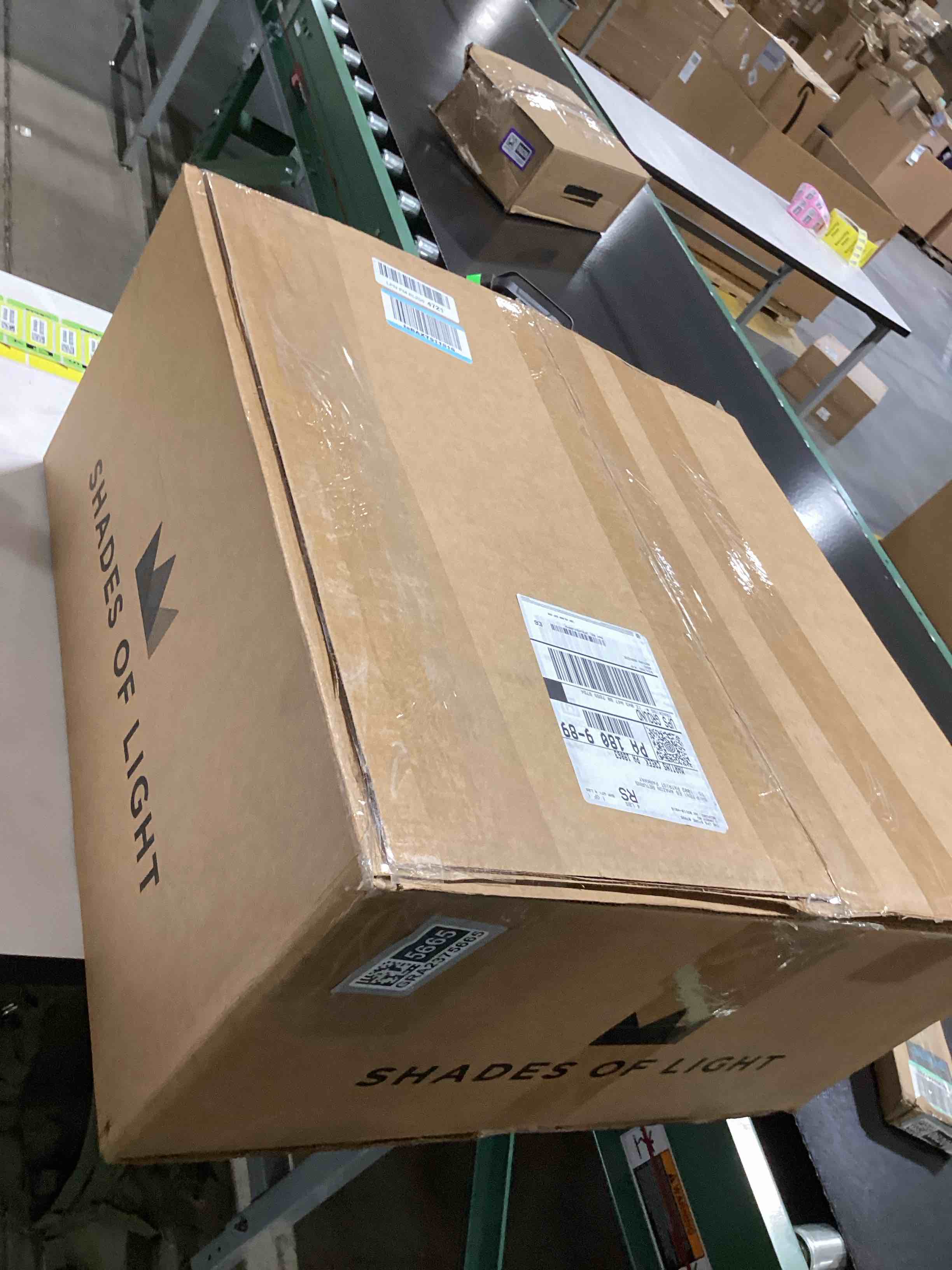 https://s3.amazonaws.com/lotting-images-prod/bidfta/GRA2375665_1757099282479.jpeg