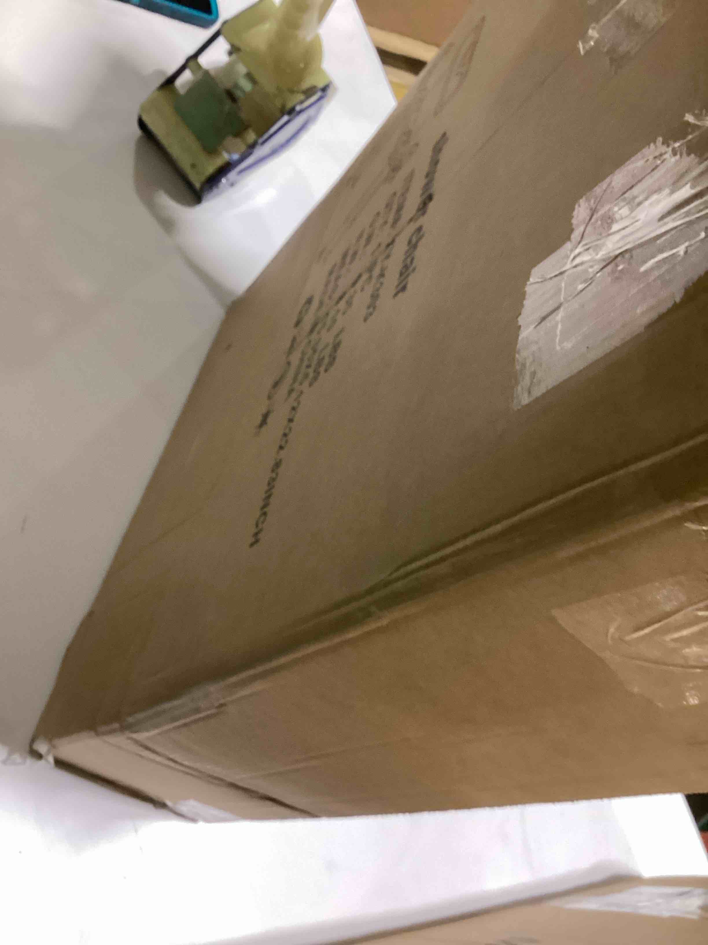 https://s3.amazonaws.com/lotting-images-prod/bidfta/GRA2375698_1757331377227.jpeg